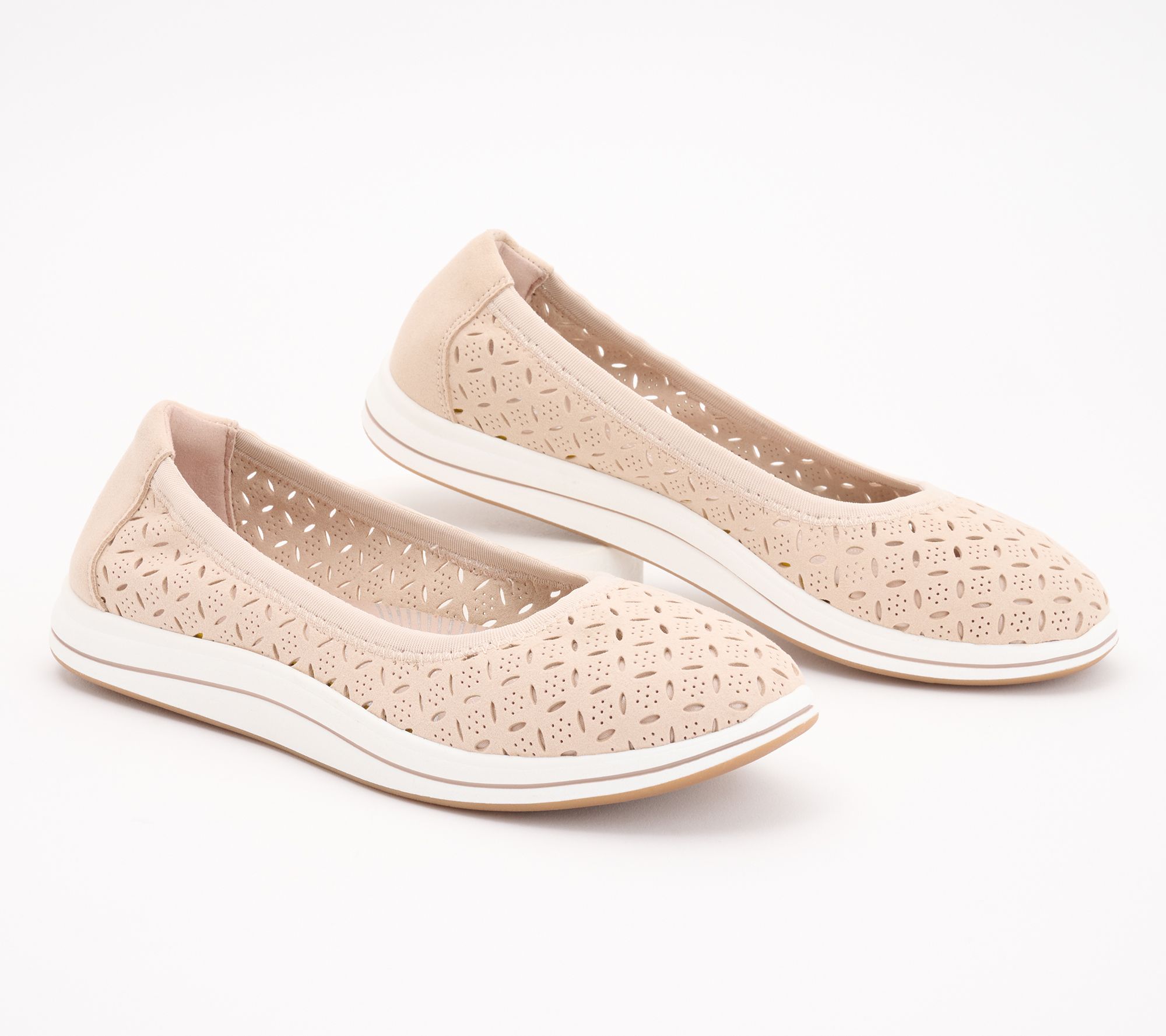 Clarks Breeze Roam 7.5 Women s Light Sand