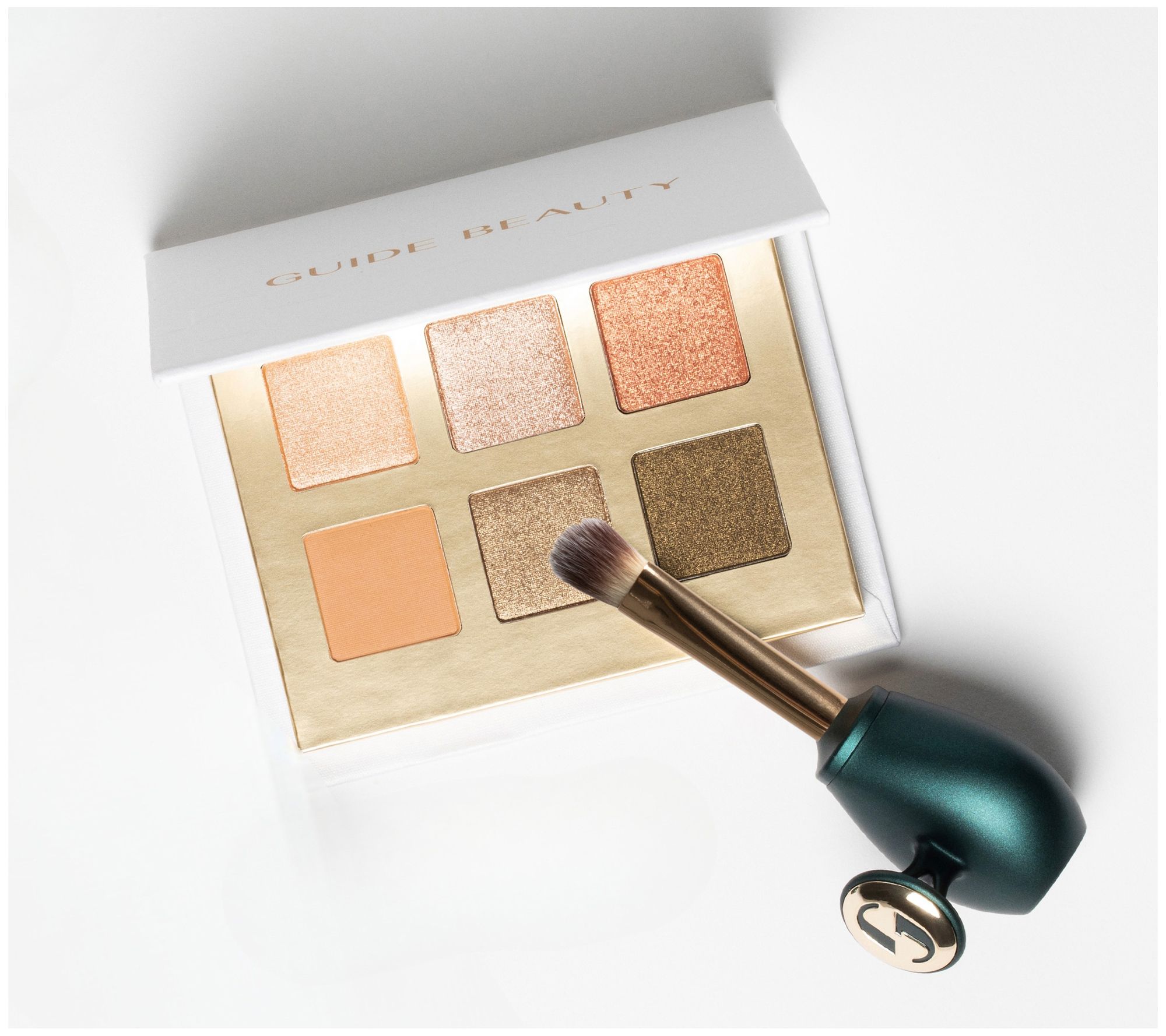 Guide Beauty Shadow Palette + All-Over Shadow Brush