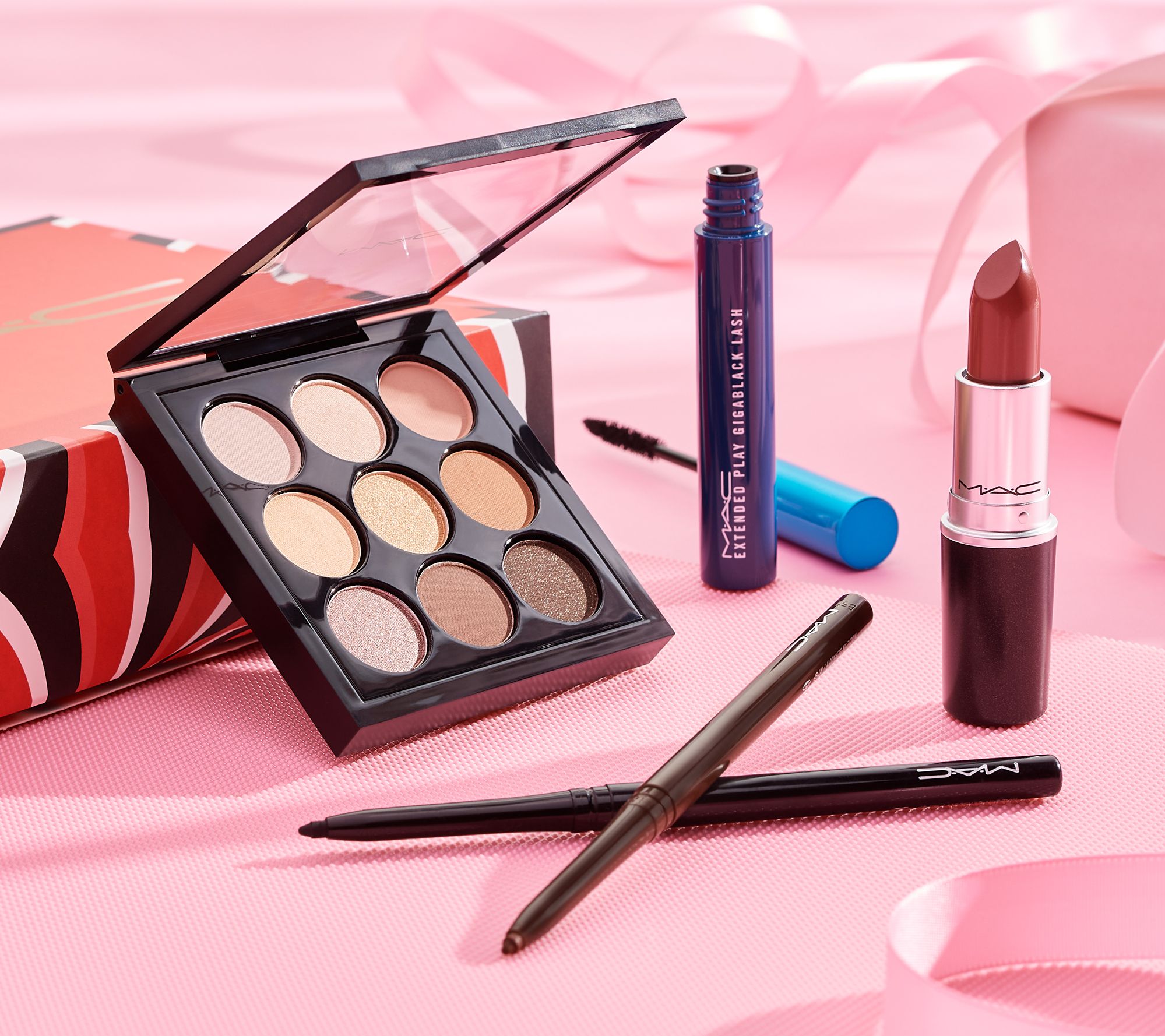 MAC Cosmetics 5 Pc Everyday Favorites Collection QVC