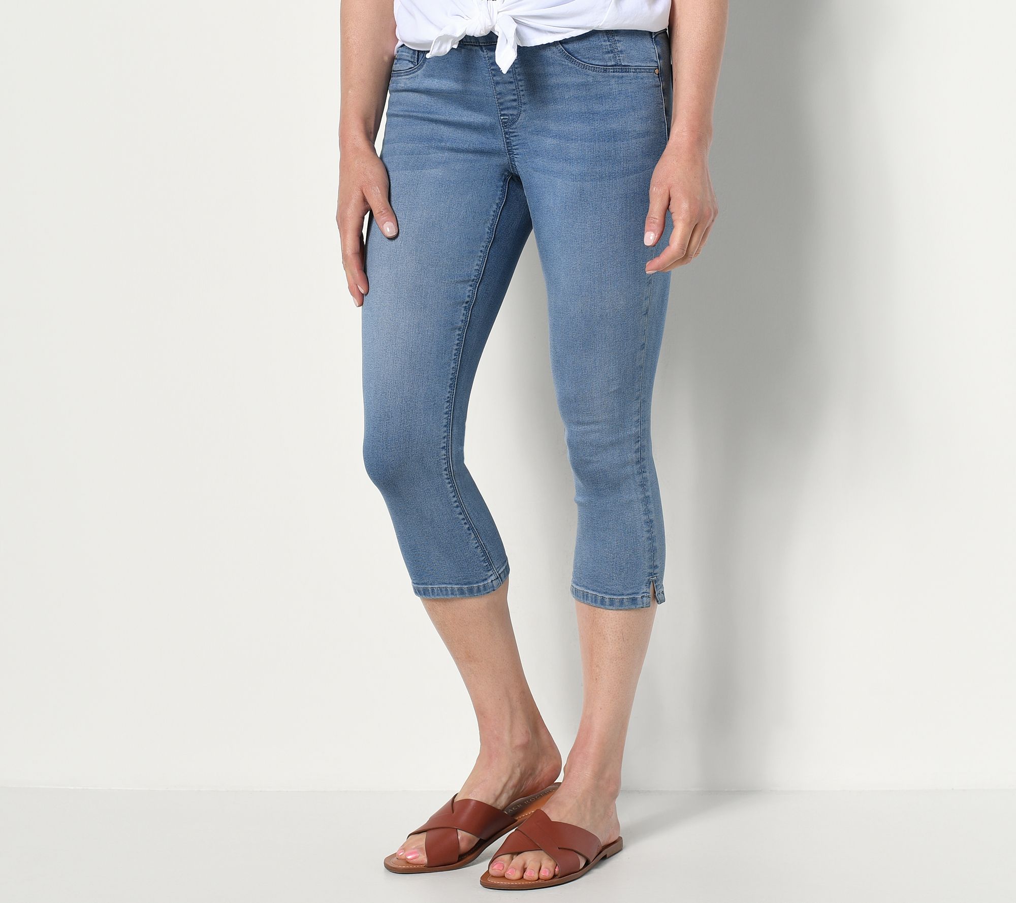 Laurie Felt Petite Silky Denim Capri Jeans w/ Cambre Waist - QVC.com