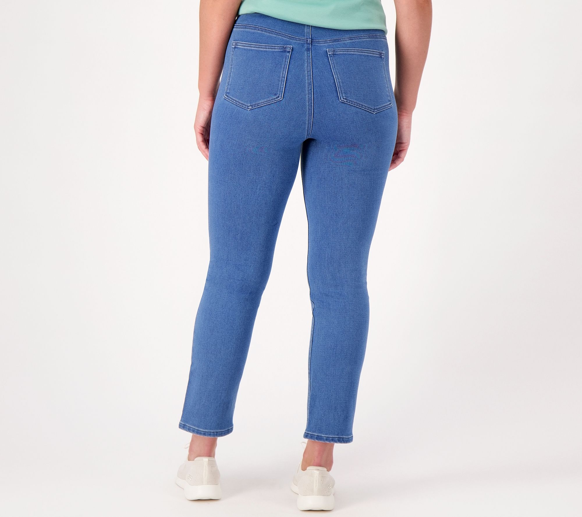 Isaac Mizrahi Live! Divine Denim Regular Pull on Straight Jeans