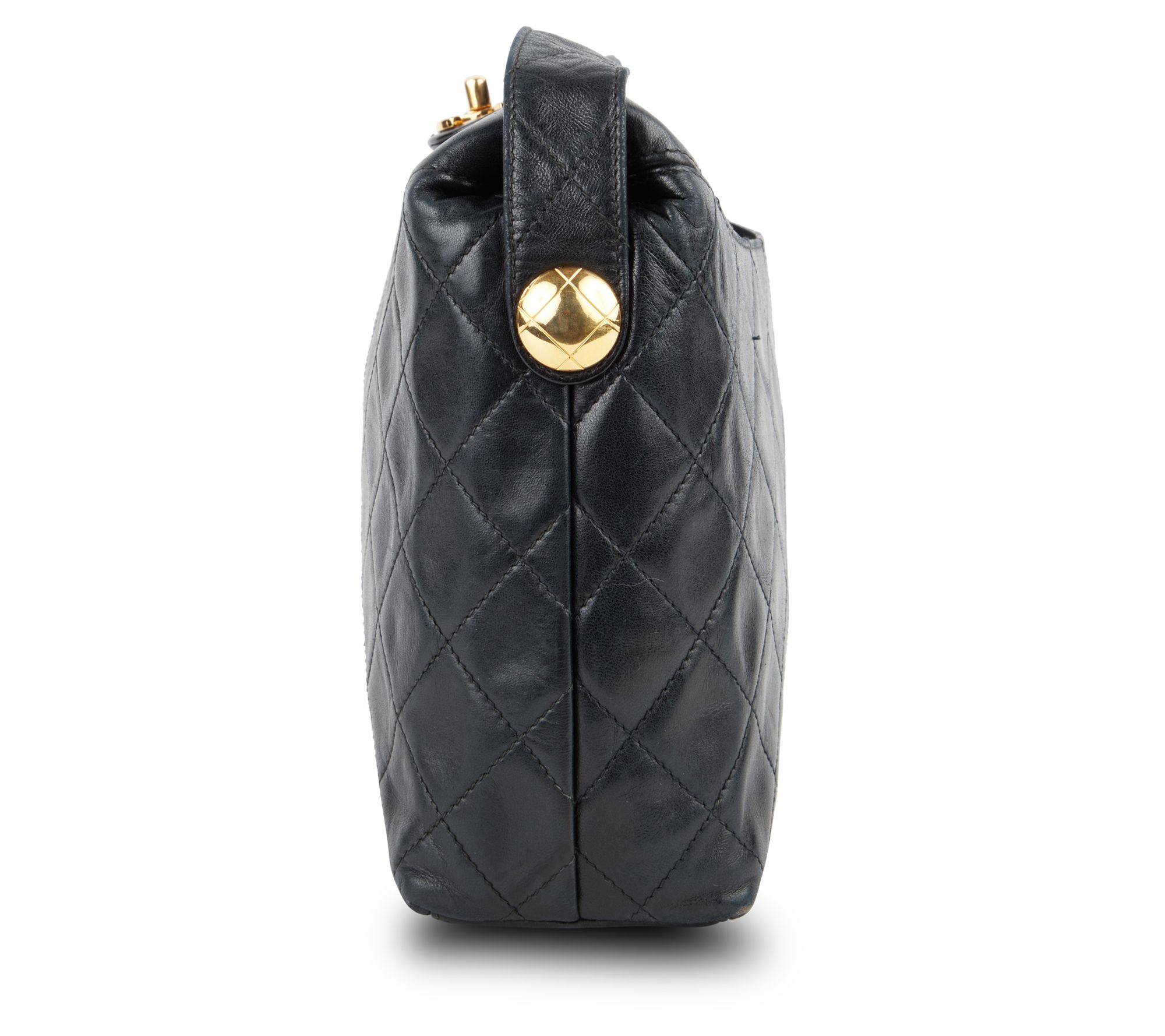 Pre-Owned Chanel Torque Lambskin Top Closure Crossbody Bag