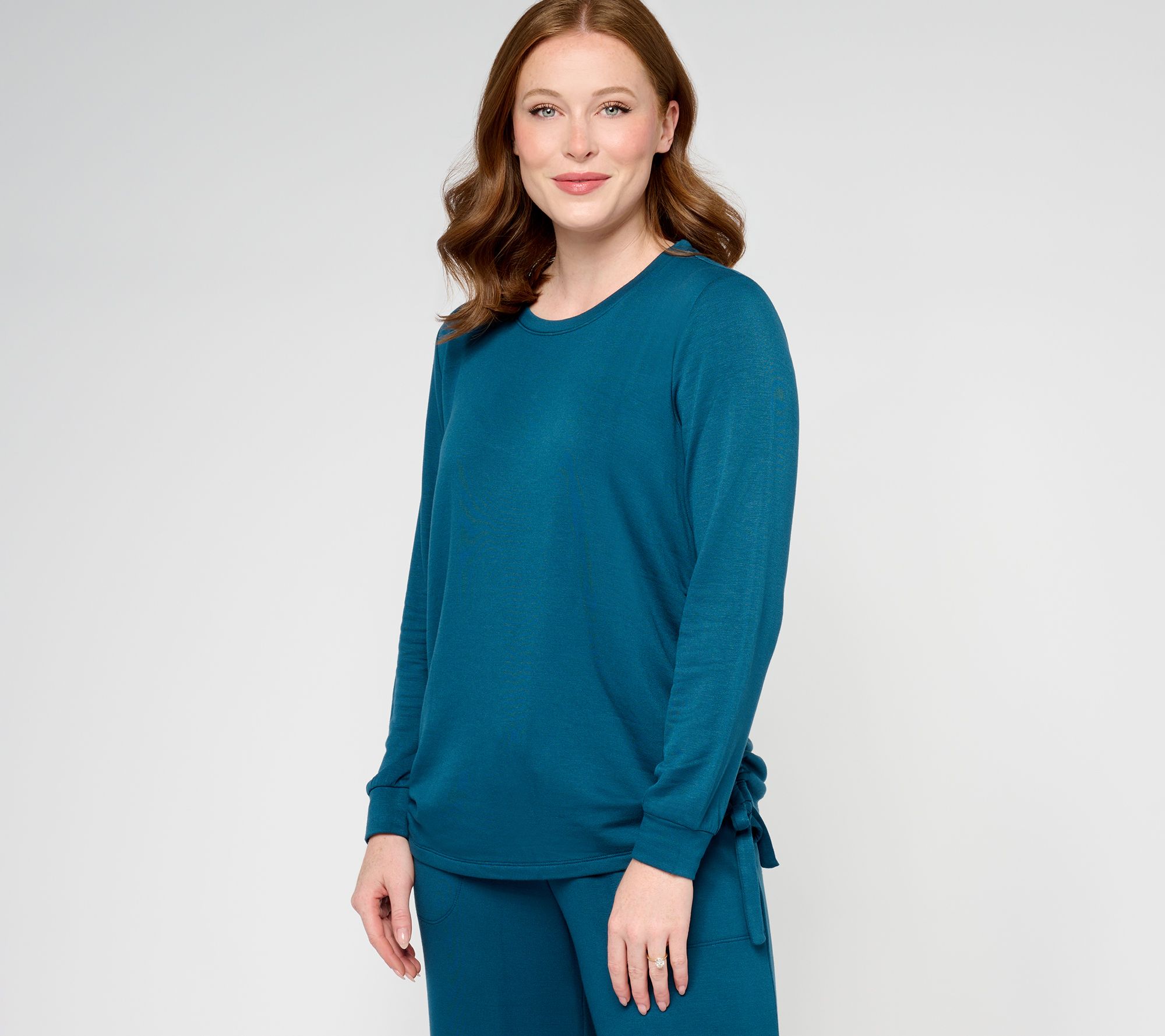 AnyBody Lounge Printed Brushed French Terry Ruched Crew Neck Top