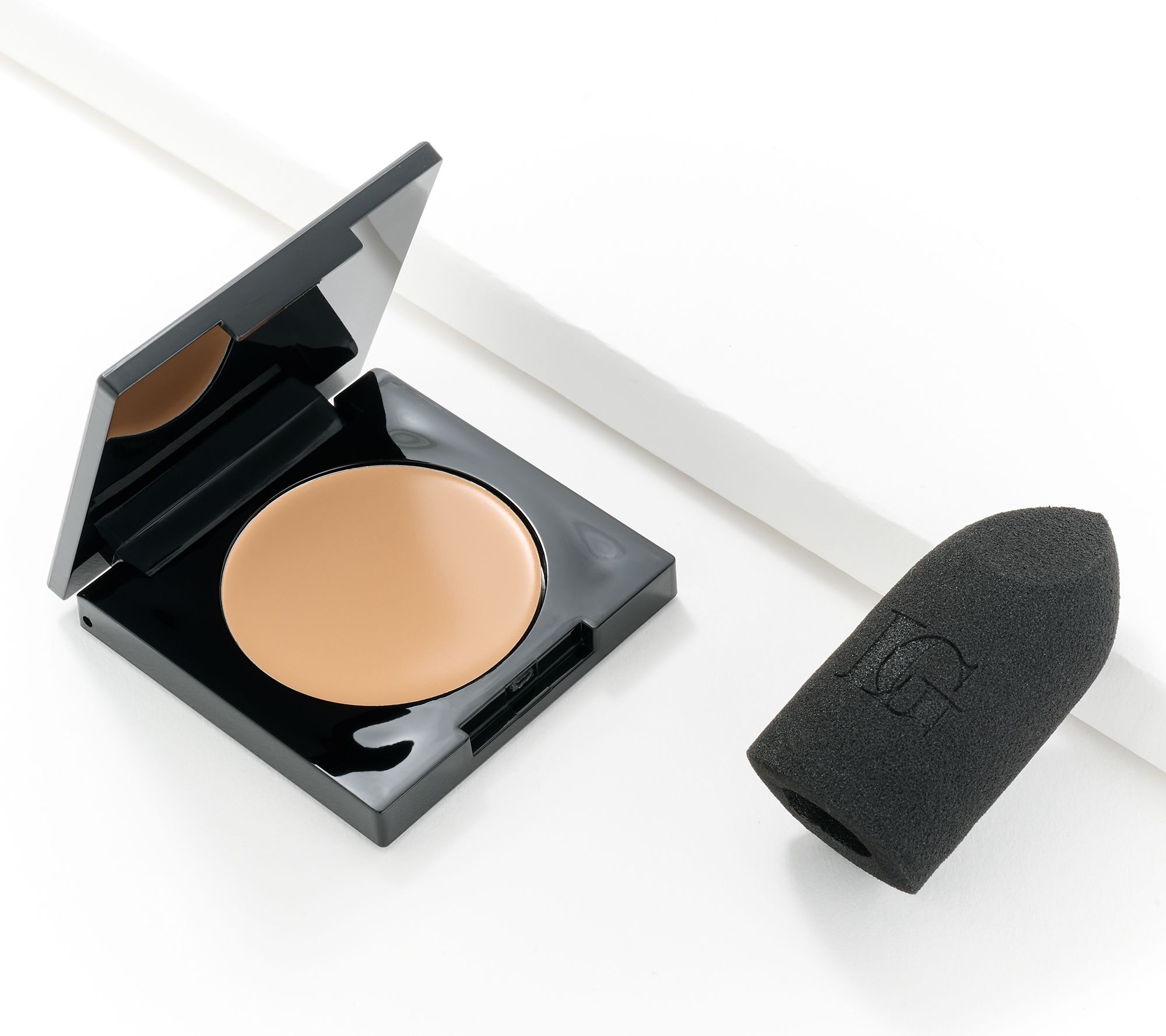 Laura Geller Seamless Coverage Concealer with Sponge