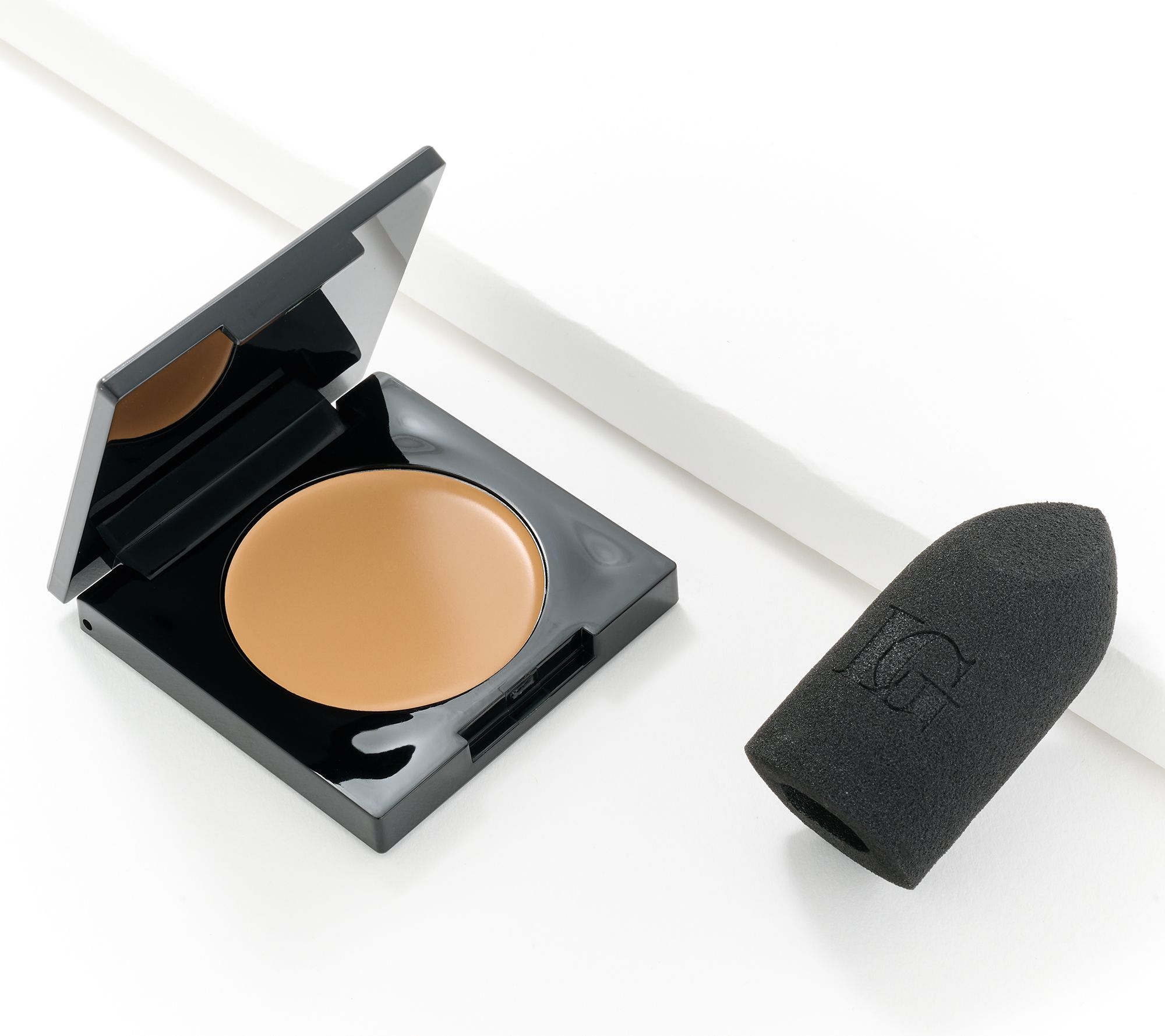 Laura Geller Seamless Coverage Concealer with Sponge