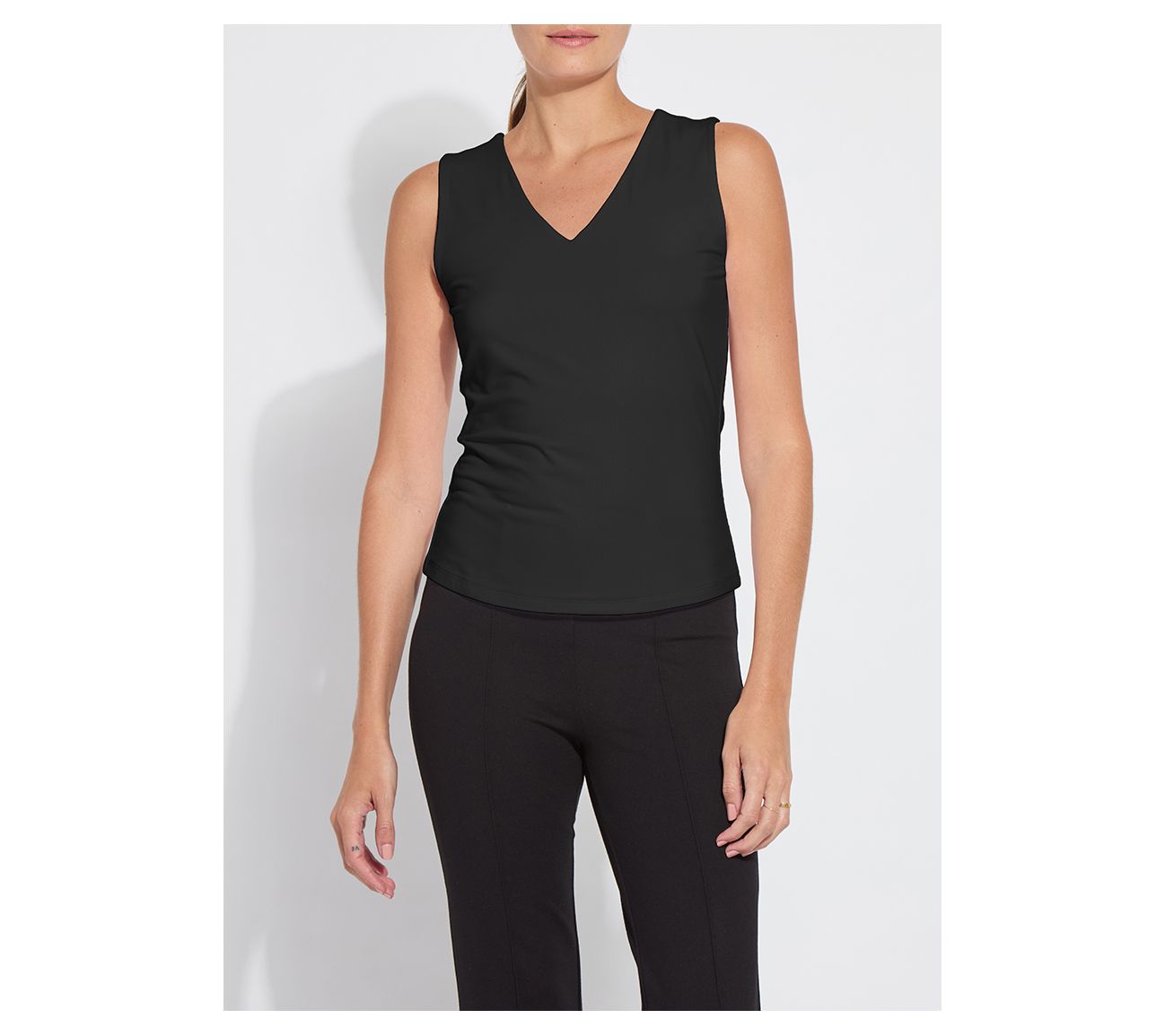 Lysse New York Essential V-Neck Shell Tank