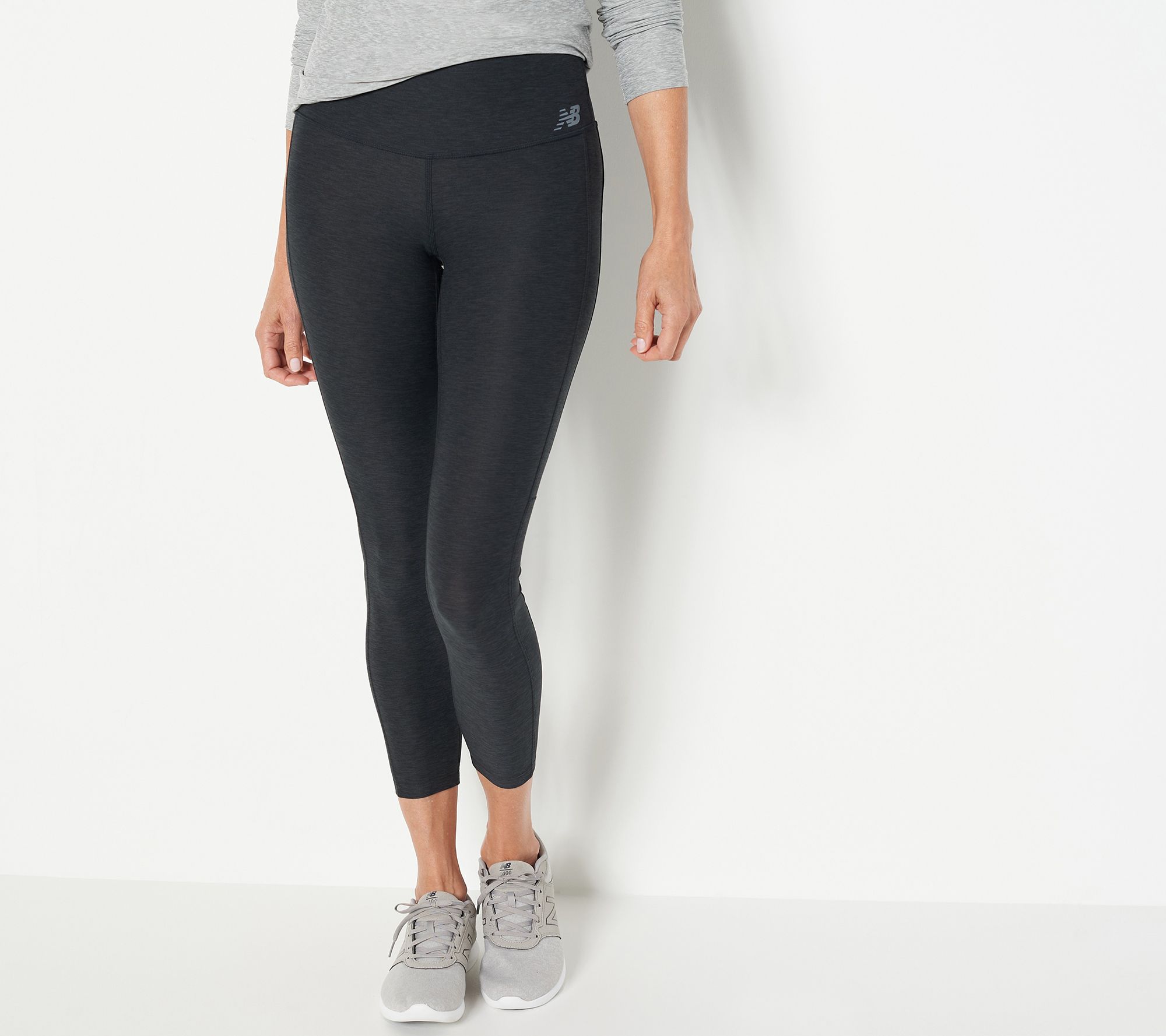 NEW BALANCE Women's Printed Core Tight Pocket Leggings NWT Size: LARGE