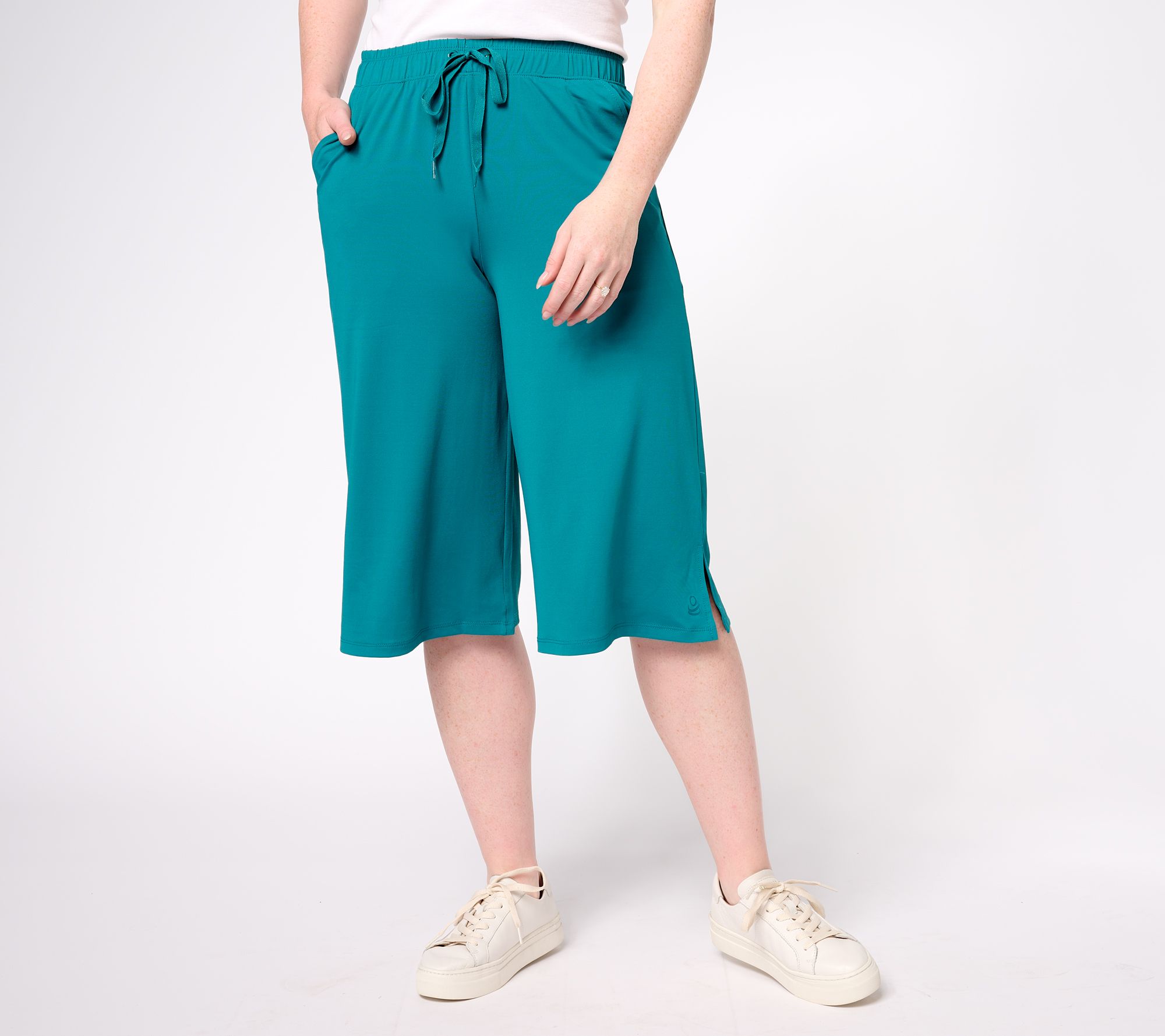 Misses Medium (10-12) - Capri Pants 