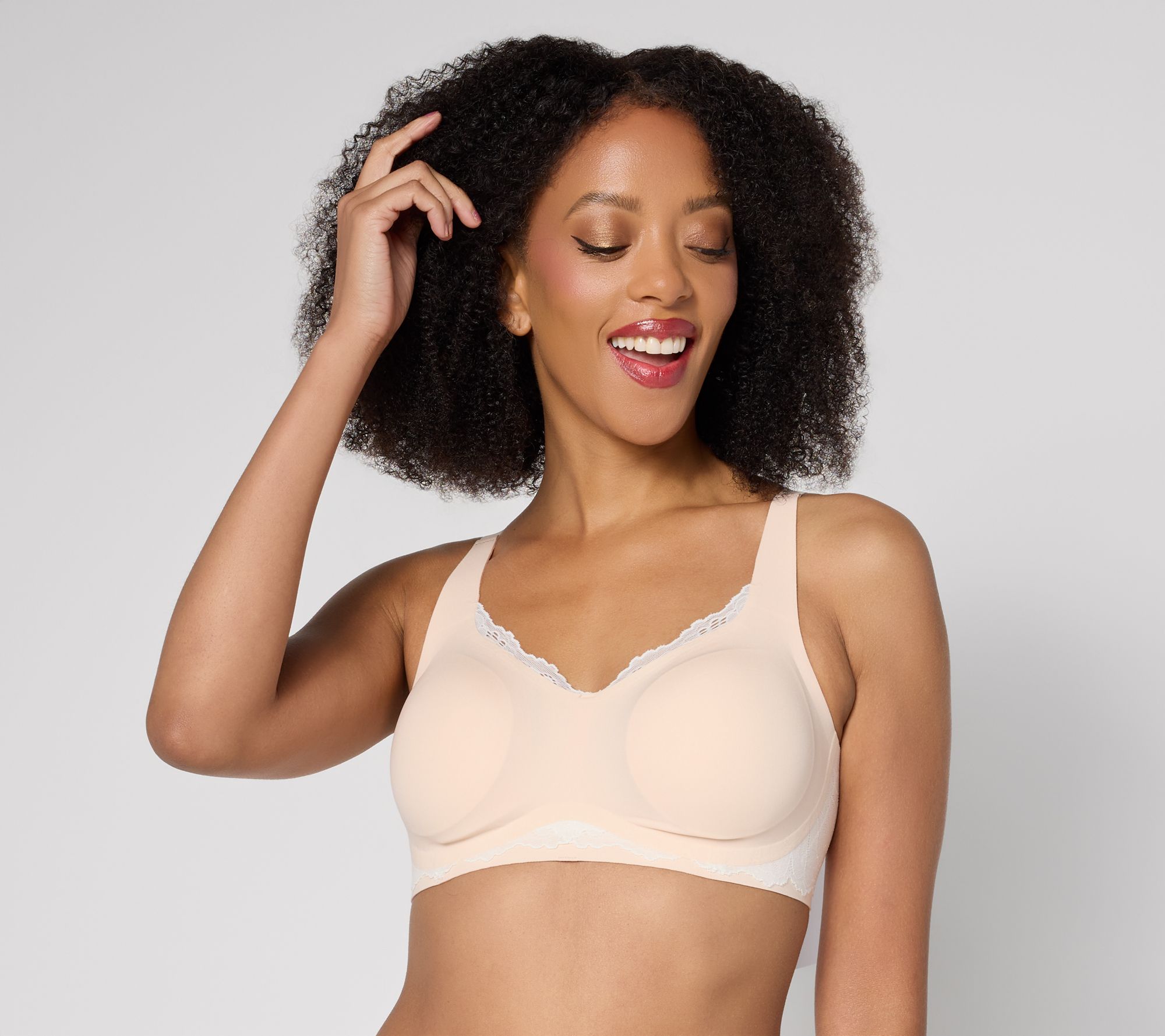 Evelyn & Bobbie Lace Beyond Seamless Wirefree Bra