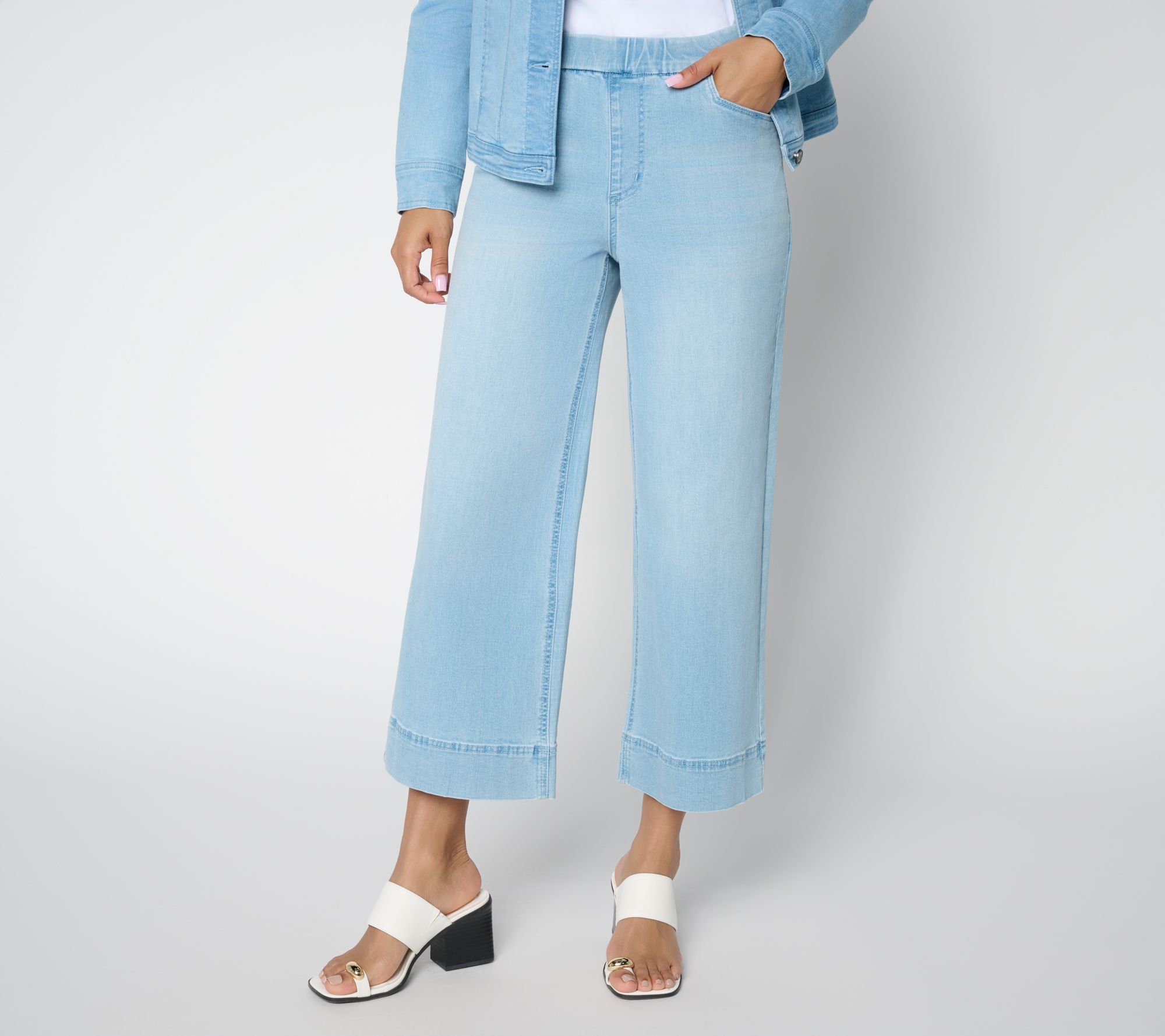 "As Is" Susan Graver Petite Stretch Denim Wide Leg Crop Jean
