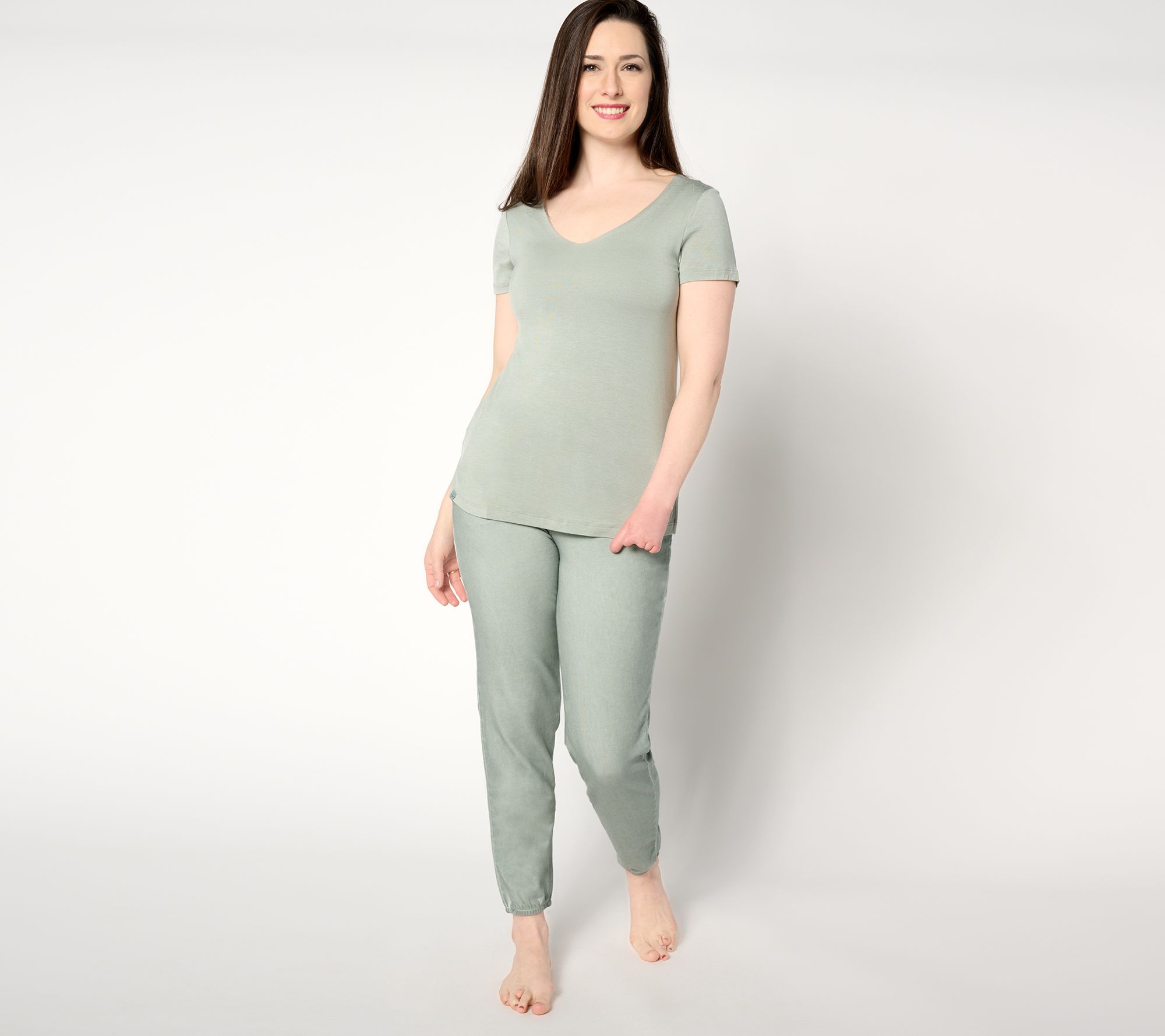 Cotton On launches loungewear set almost identical to Kim