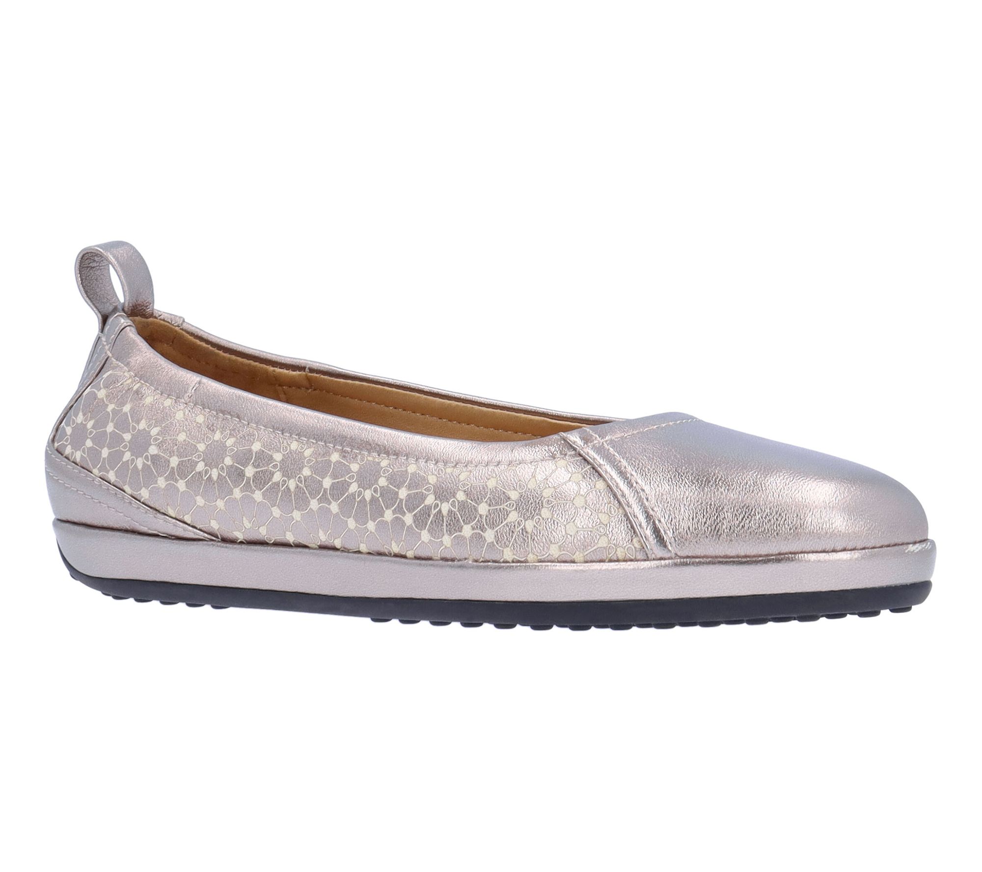 L'Amour Des Pieds Leather Flat - Zaliyah Leathe r