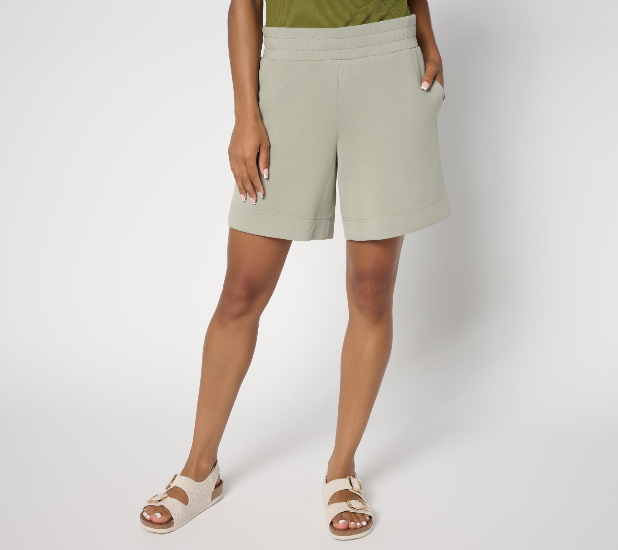 Belle by Kim Gravel ScubaLuxe Wide Hem 7" Short