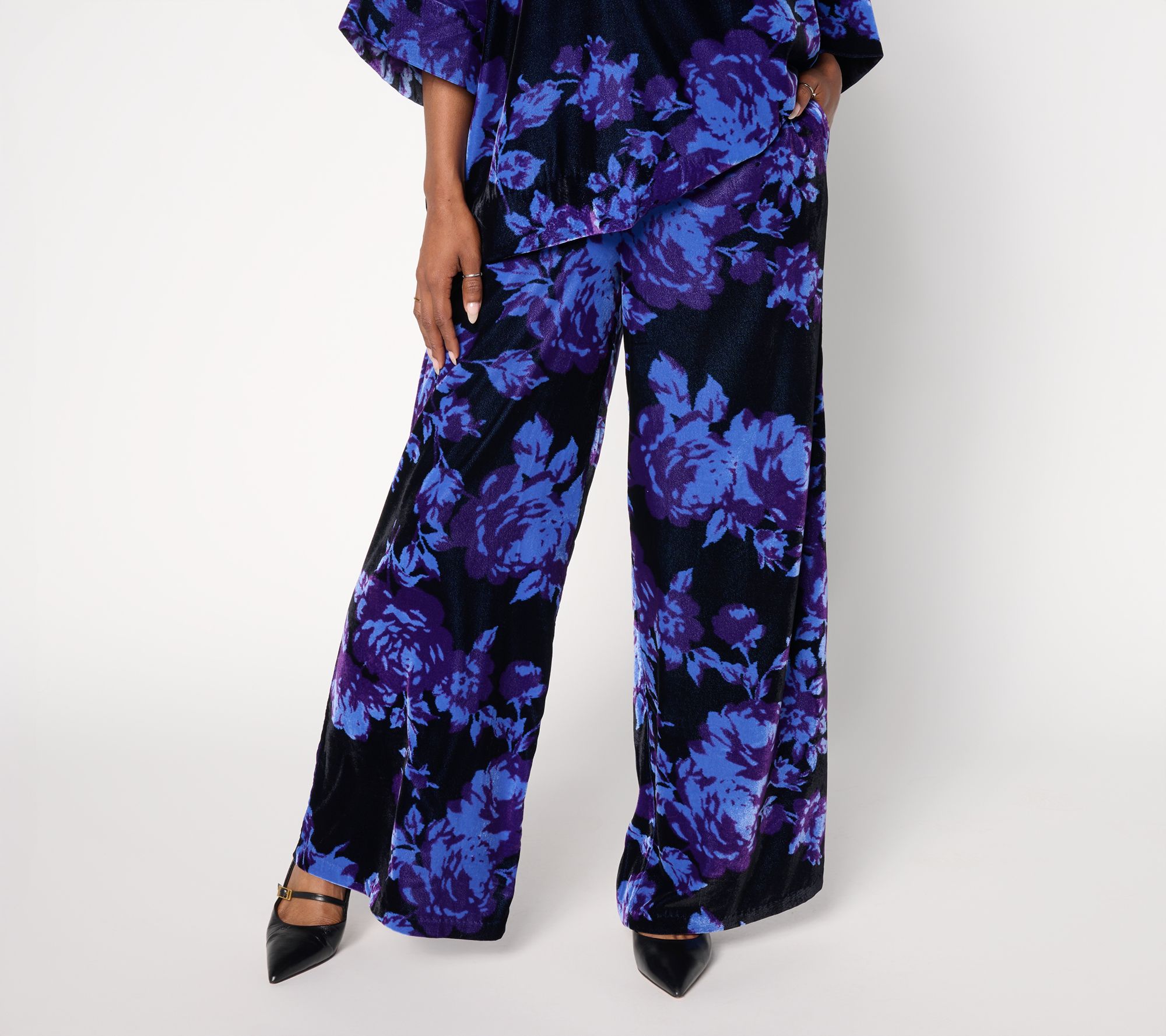 Carla Rockmore Collection Petite Pull-On Printed Velvet Wide Leg Pant