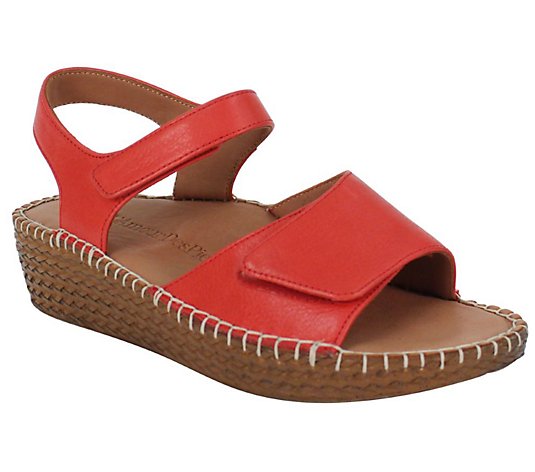 L'Amour Des Pieds Leather Wedge Sport Sandals - Yahya