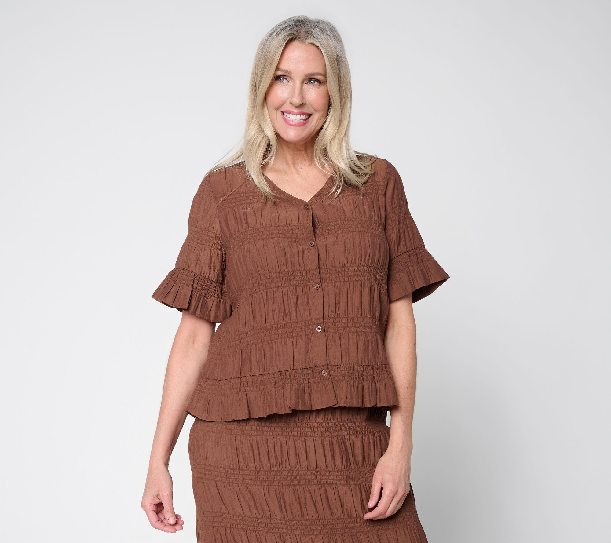 Me by Jennie Garth Southampton Short Sleeve Smocked Blouse