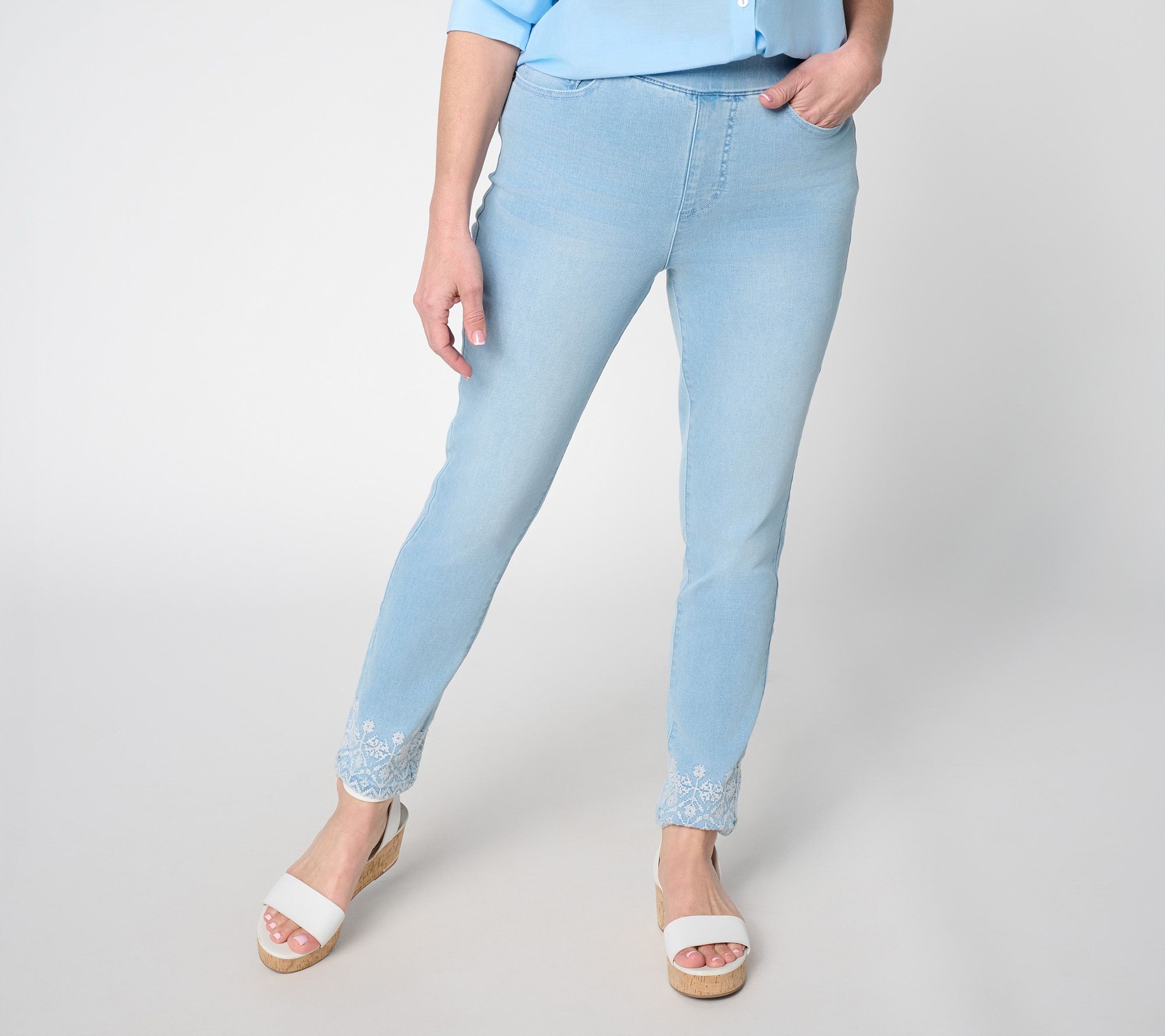 Ree by the Pioneer Woman Pull On Ankle Length Jean w/ Hem Detail