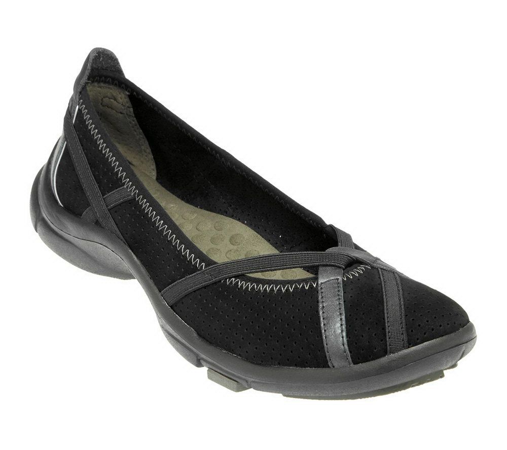 clarks privo slip on shoes