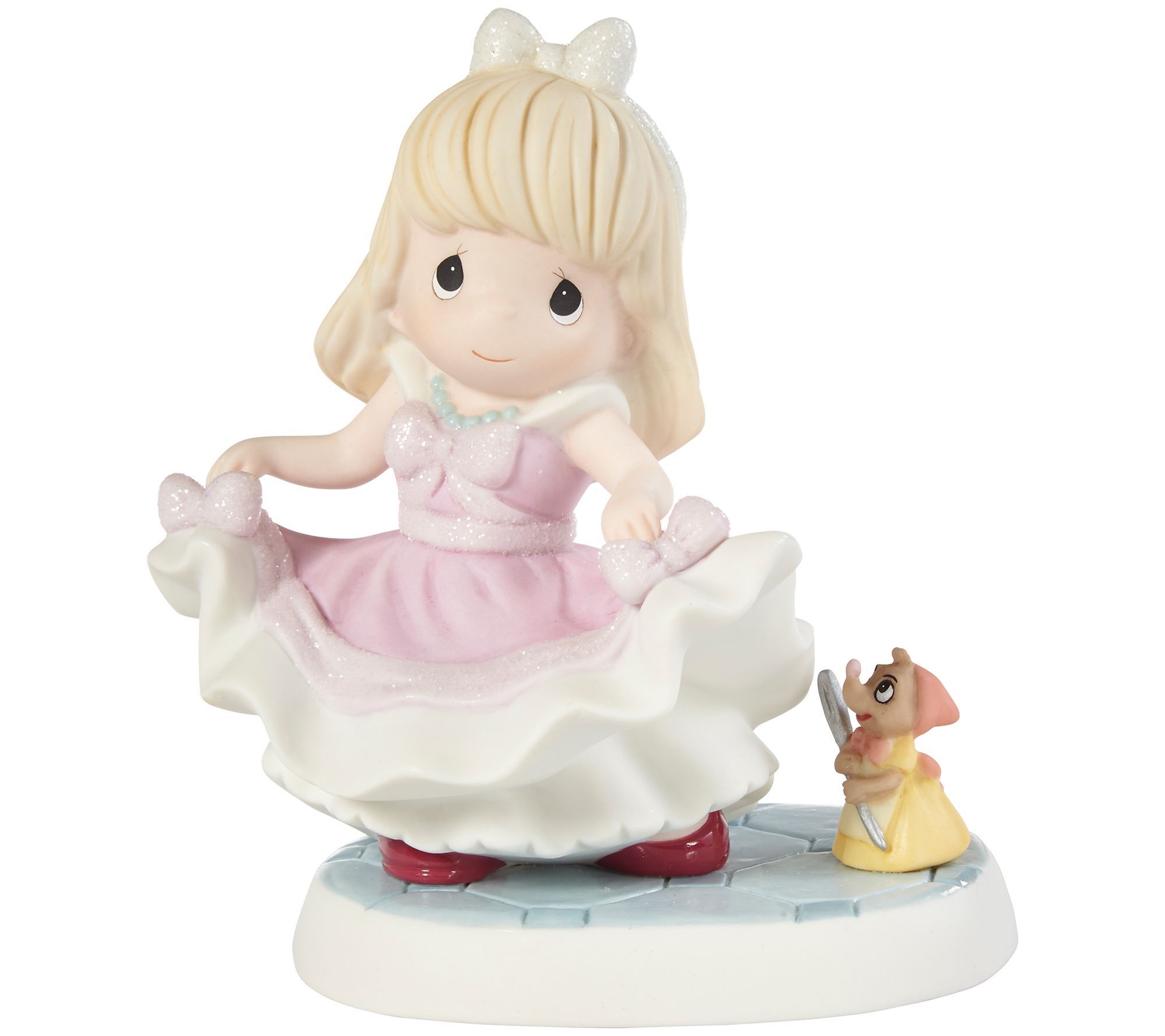 Disney's Never Stop Dreaming Cinderella Figurin e
