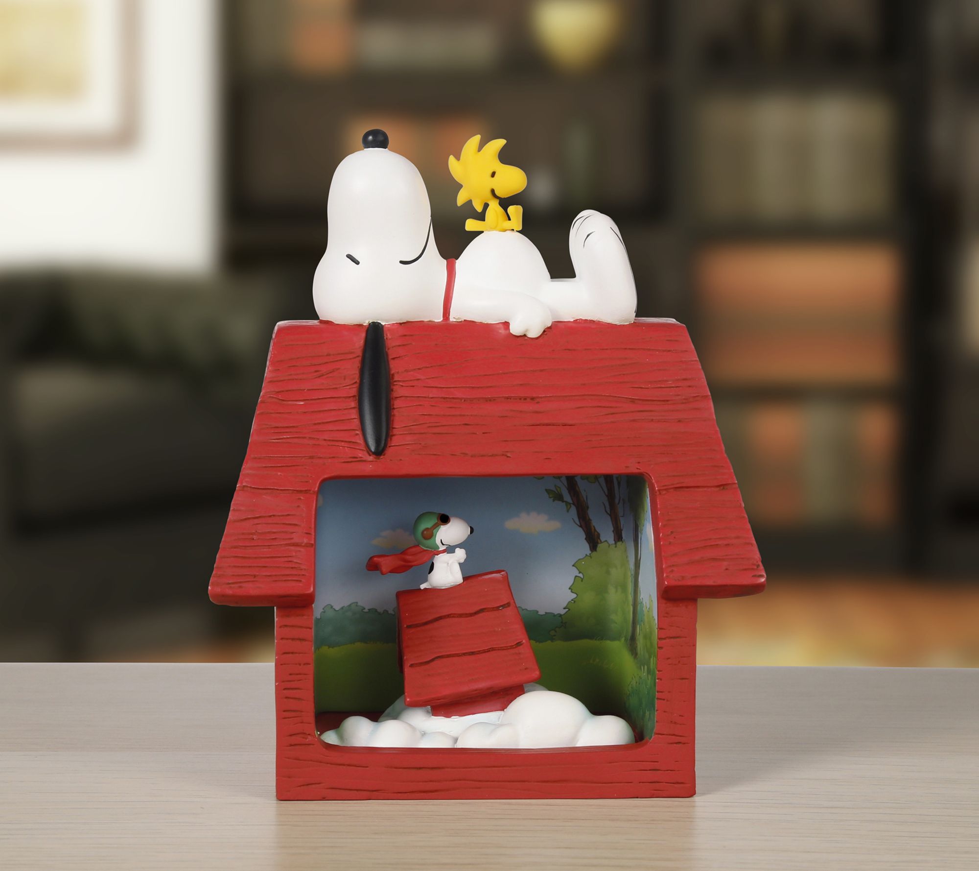 Precious Moments Peanuts Snoopy Red Baron Shadow Box