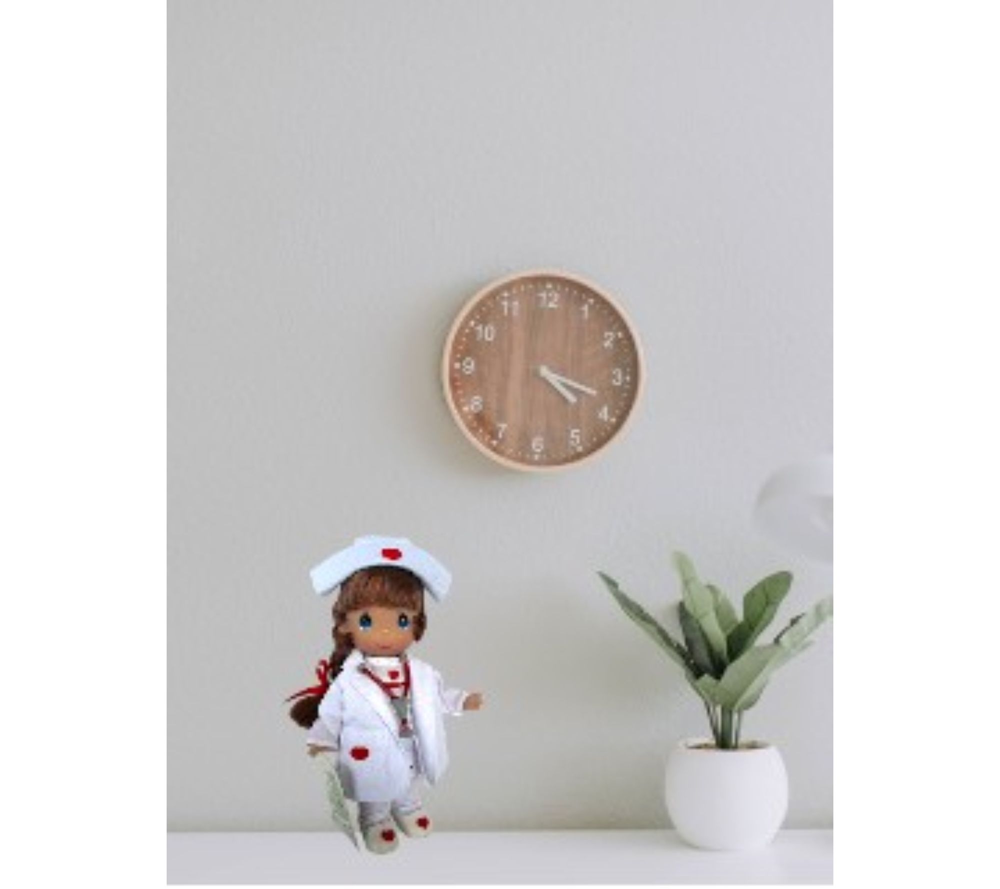 Precious Moments 7" Loving Touch Nurse Doll