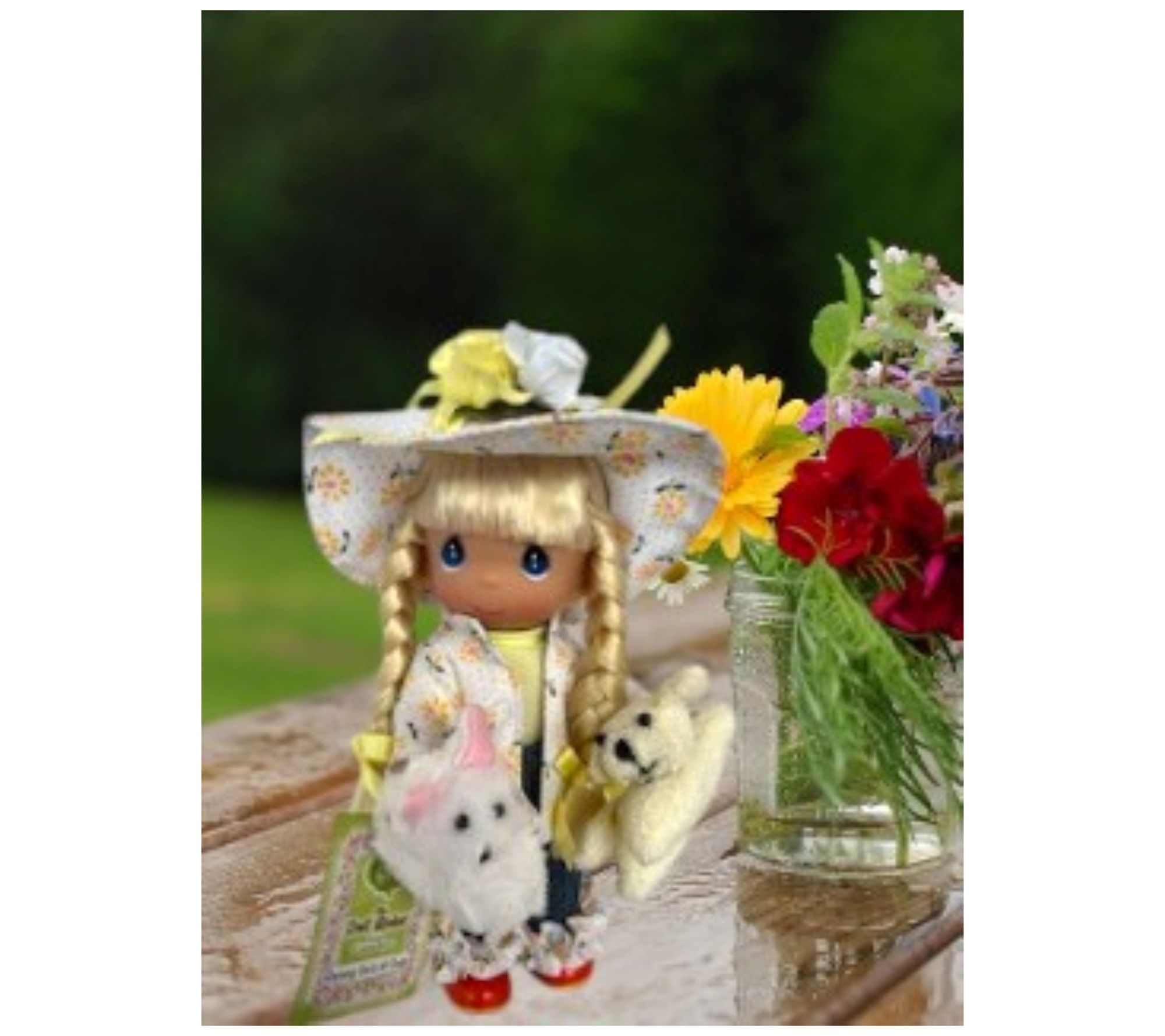 Precious Moments 7" Raining Cats & Dogs Doll