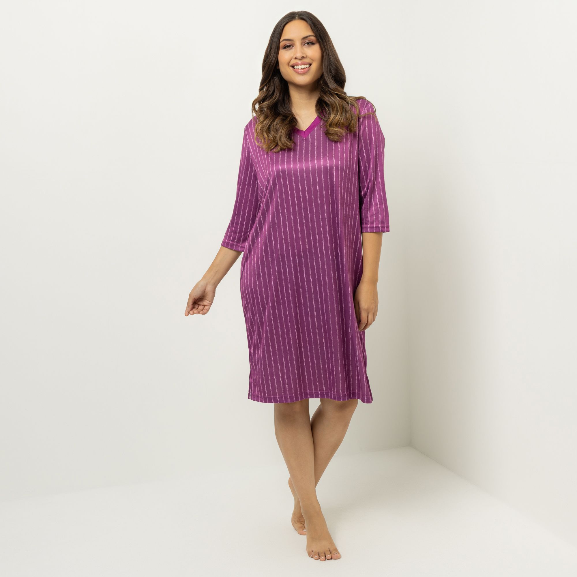 JERYMOOD HOMEWEAR Kleid, 3/4-Arm Mikrofaser V-Ausschnitt Seitenschlitze