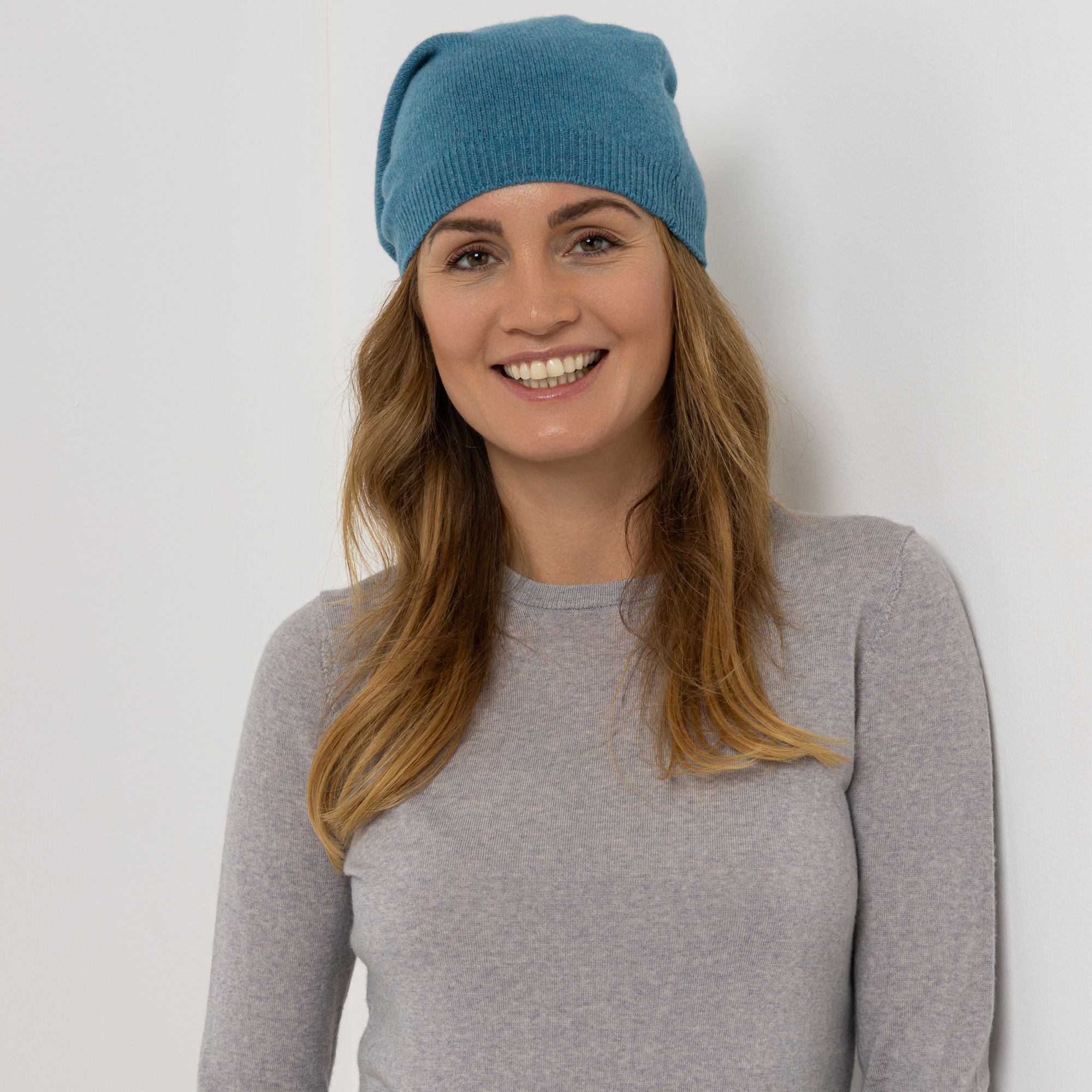 VIA MILANO Mütze 100% Kaschmir Rippabschluss Made in Italy