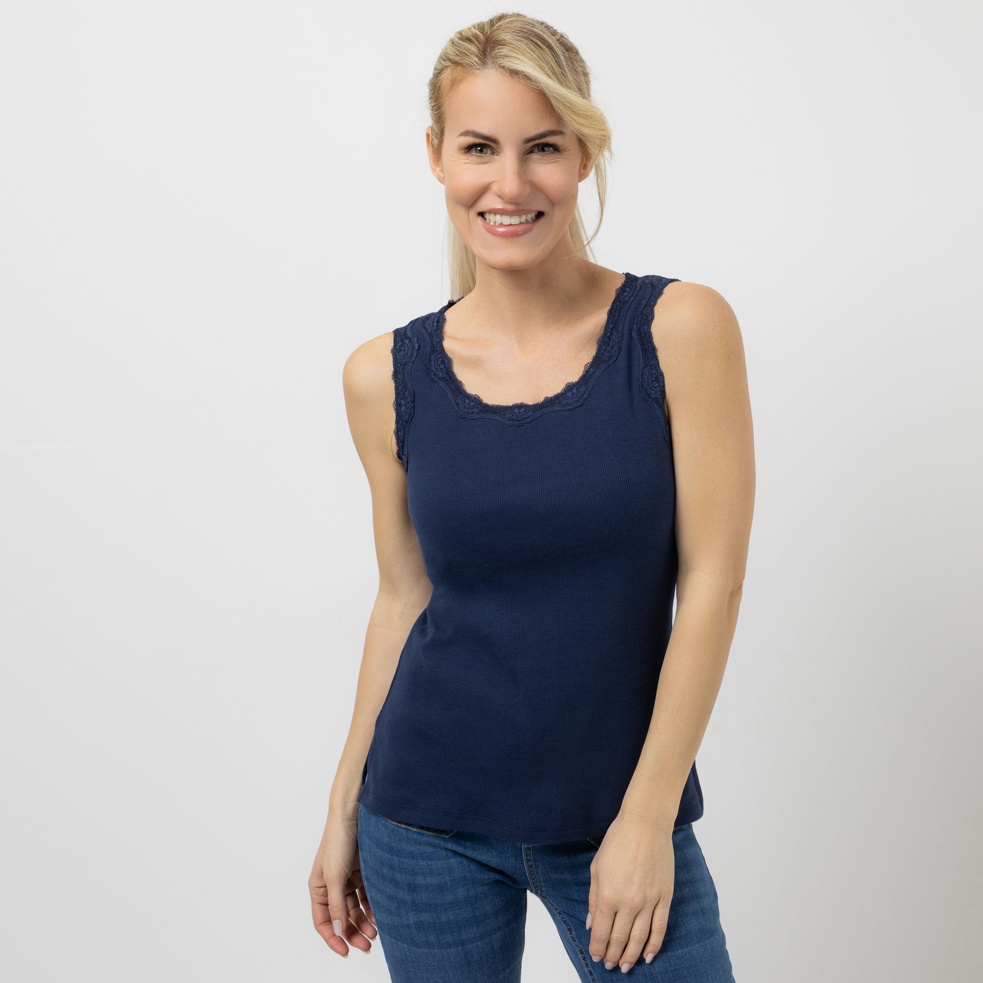 VIA MILANO Top Rundhalsausschnitt Spitzen-Detail figurbetont