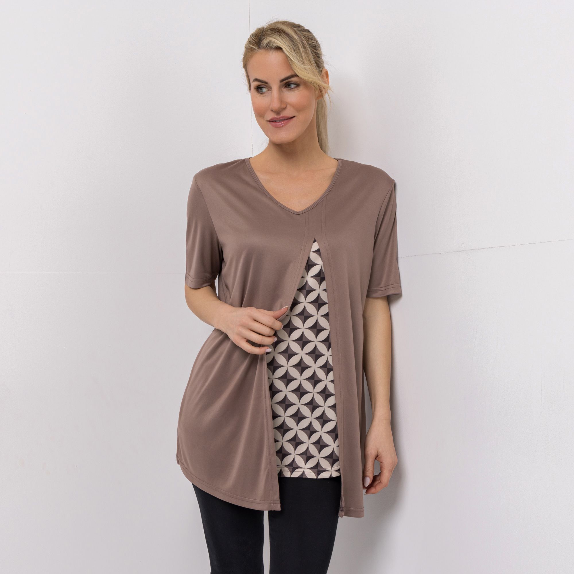 JERYMOOD HOMEWEAR Longshirt, 1/2-Arm V-Ausschnitt Einsatz im Vorderteil Seitenschlitze