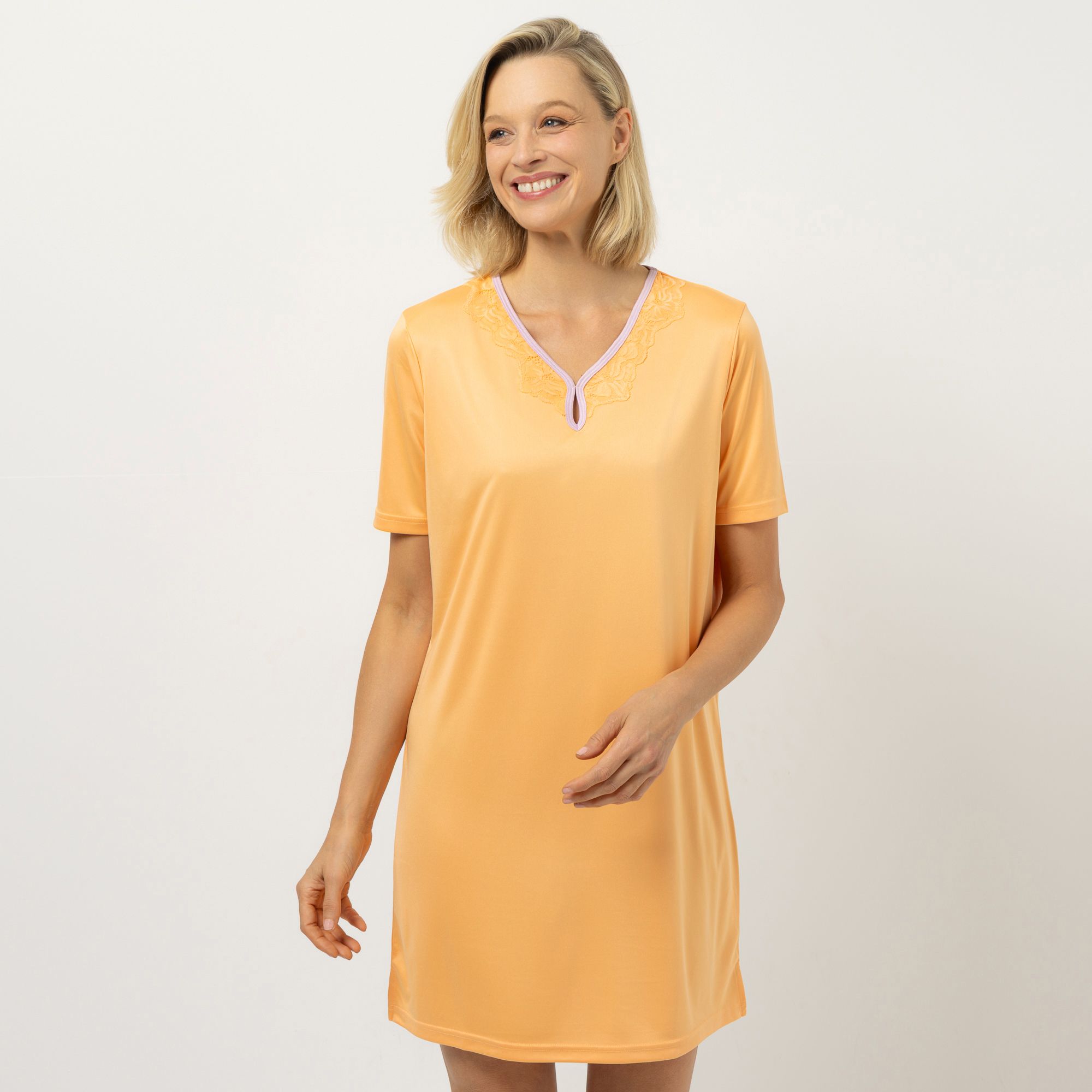 LITTLE ROSE Bigshirt, 1/2-Arm V-Ausschnitt mit Lochdetail und Spitzendetails