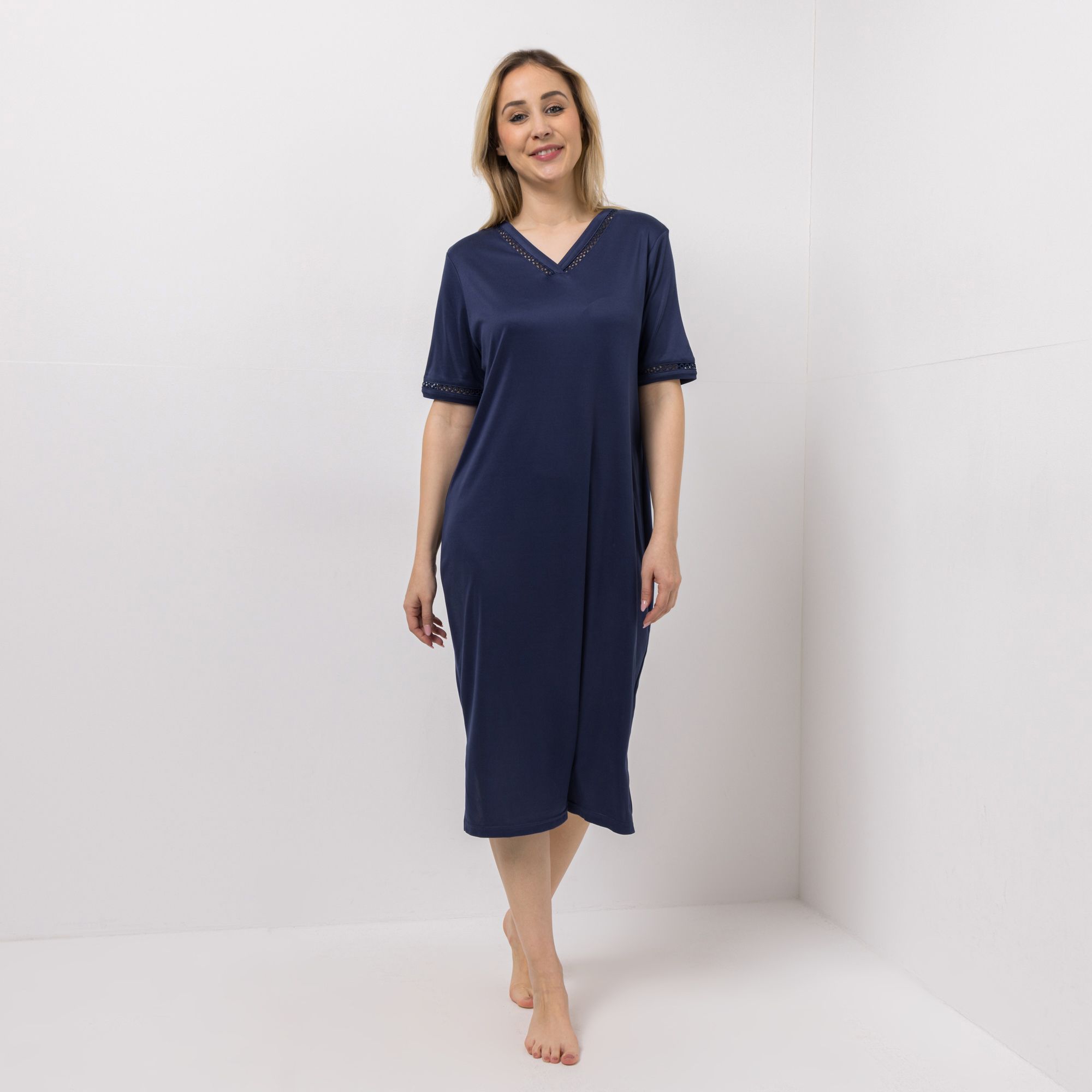 JERYMOOD HOMEWEAR Kleid, 1/2-Arm V-Ausschnitt Seitenschlitzen Zierblende
