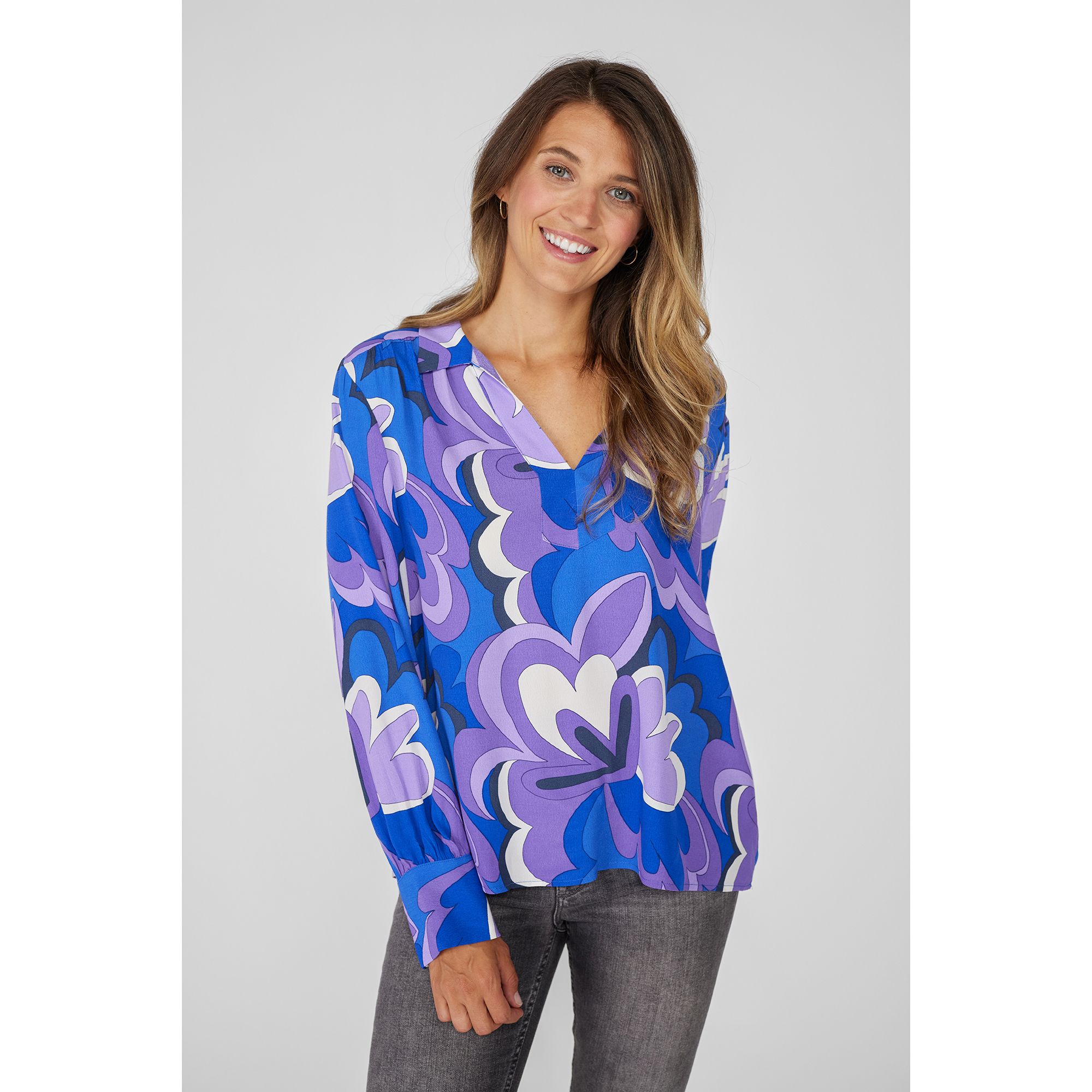 LIEBLINGSSTÜCK® Bluse, 1/1-Arm Rundhalsausschnitt Allover-Druck mit ECOVERO Viskose