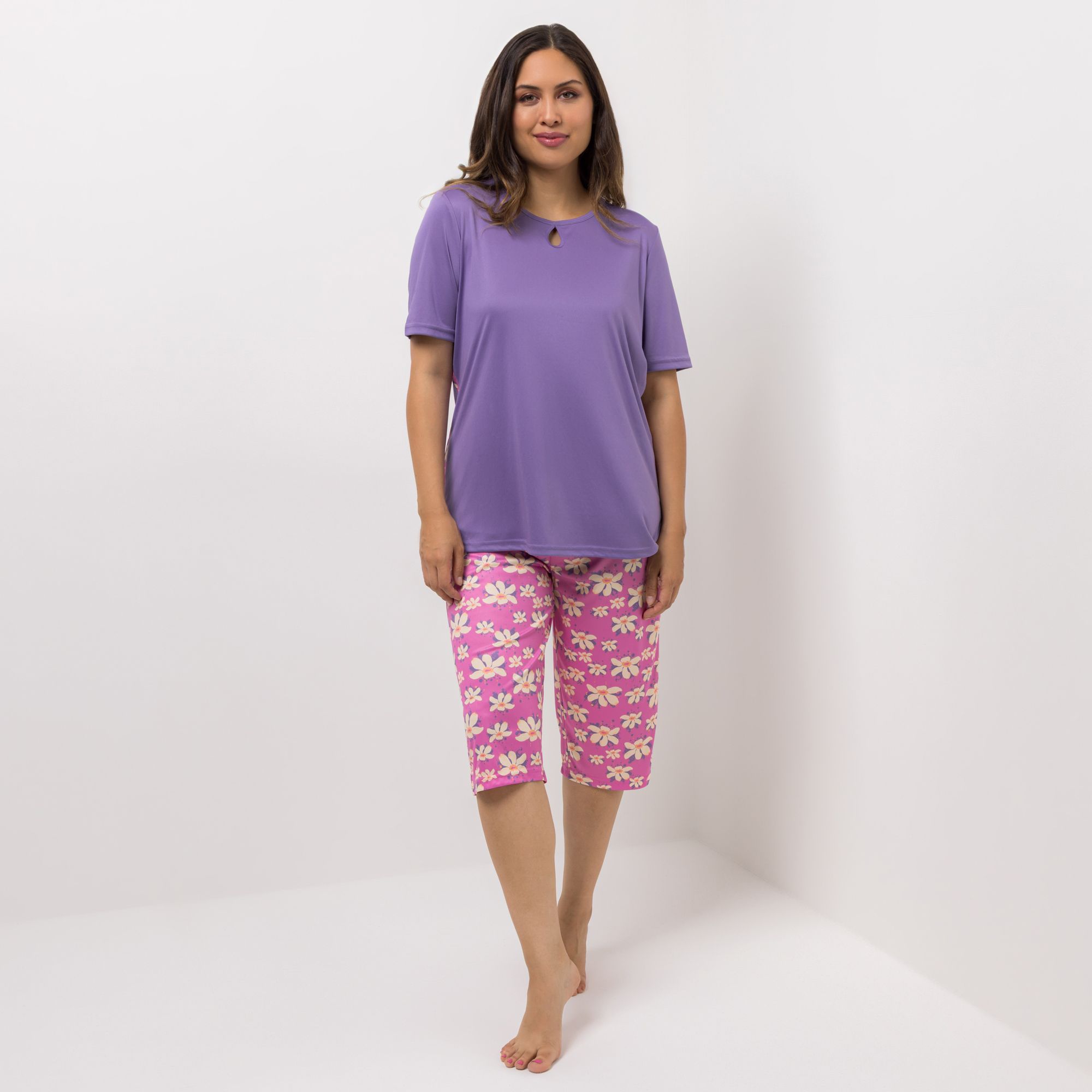 LITTLE ROSE Pyjama-Set Shirt, 1/2-Arm mit Lochdetail bedruckte Capri