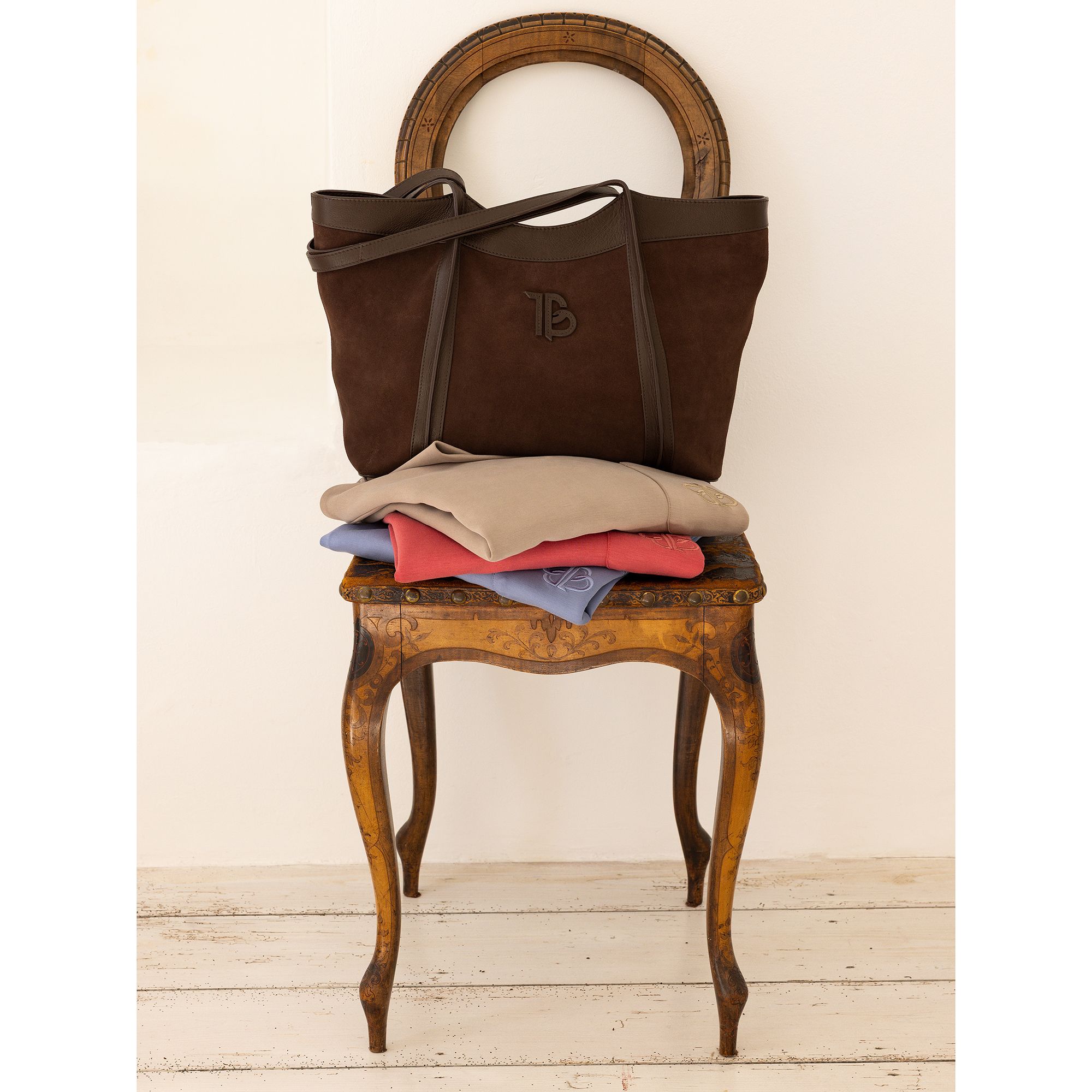BRUCE DARNELL Medium-Shopper Materialmix aus Velours- & Glattleder abnehmbarer Riemen