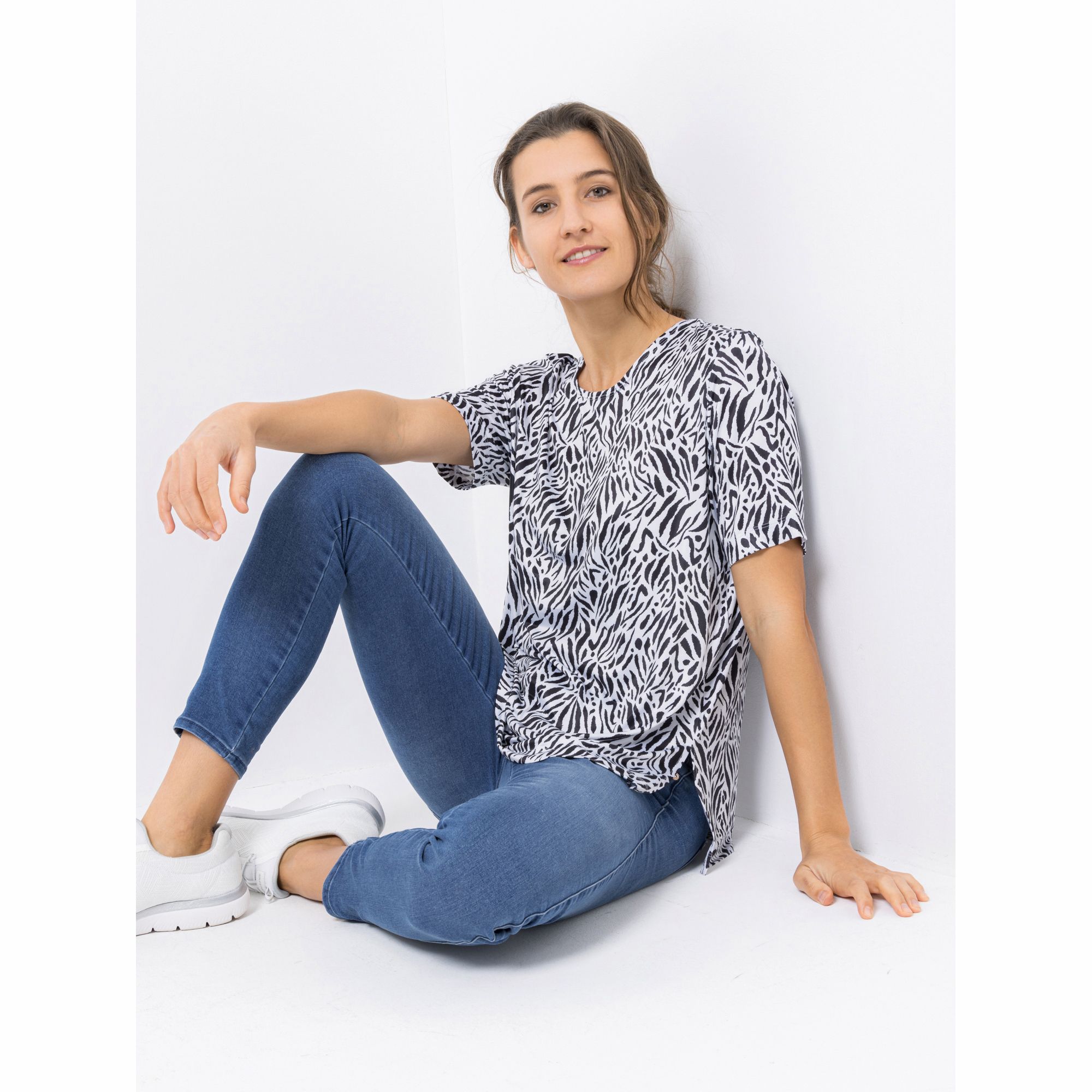 IN-PRINT Shirt, 1/2-Arm Rundhalsausschnitt Seitenschlitze Animal-Druck