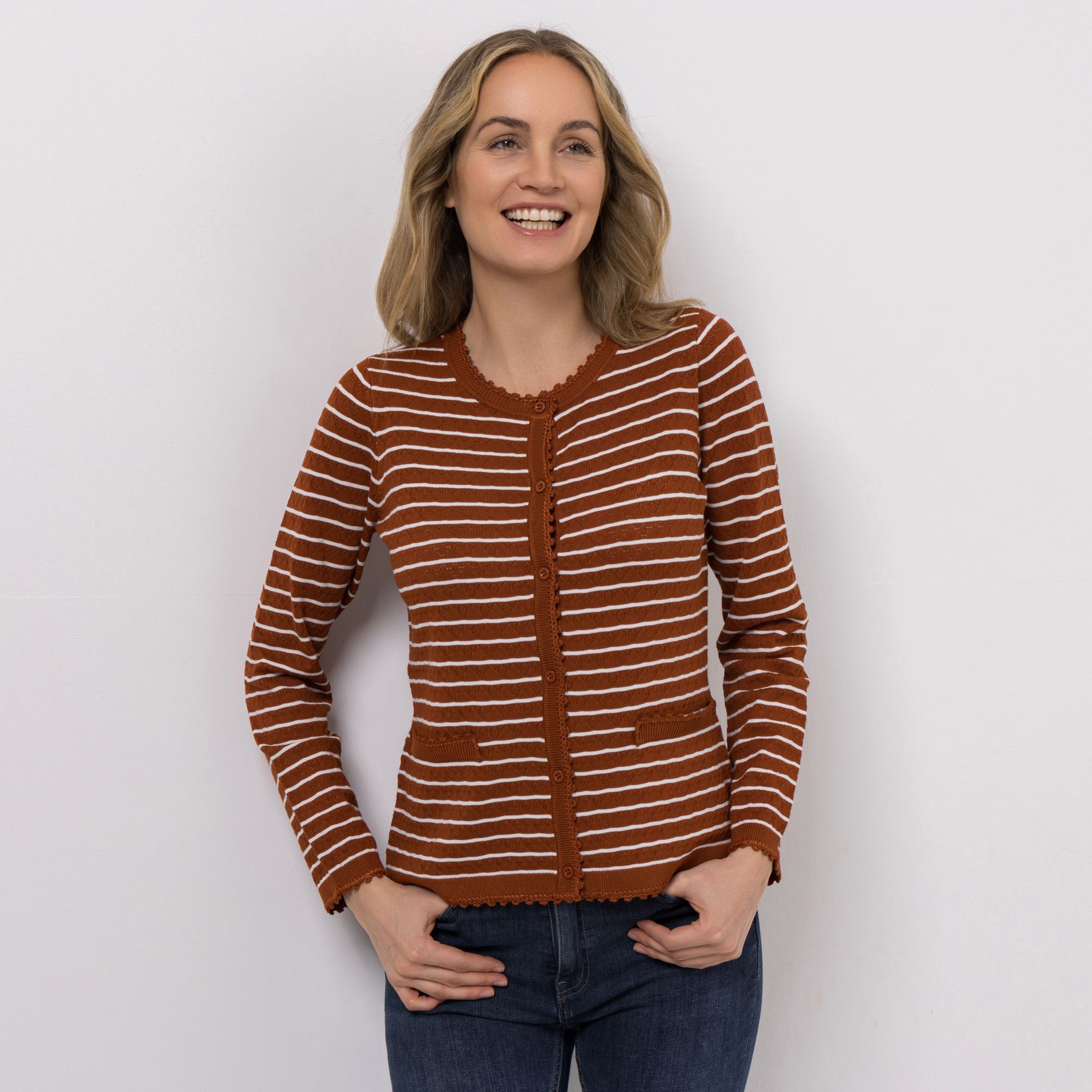 VIA MILANO Cardigan, 1/1-Arm Rundhalsausschnitt Knopfleiste figurumspielend