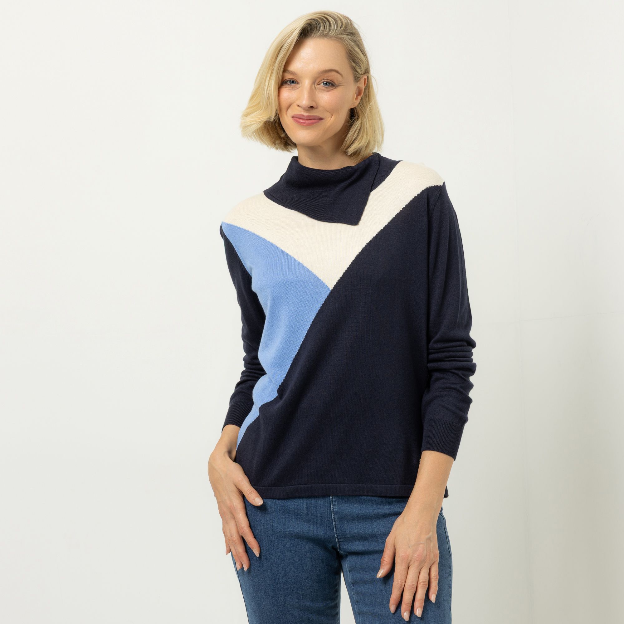 AMINATI® Pullover asymmetrischer Kragen Feinstrick figurumspielend