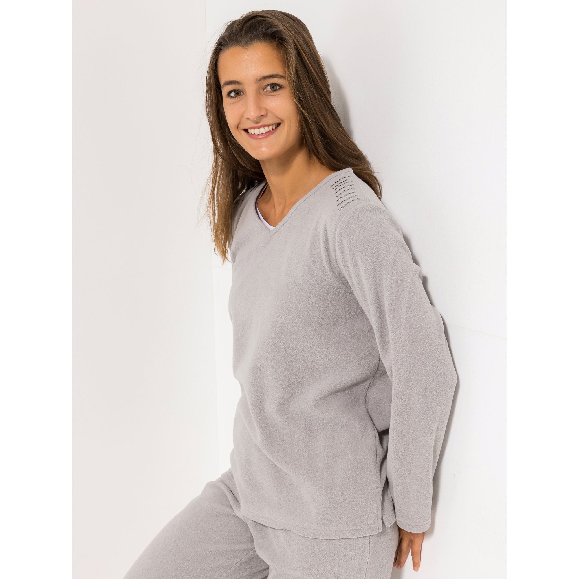 POLARSTERN HOMEWEAR Shirt, 1/1-Arm Mikrofaser Fleece V-Ausschnitt Nieten-Details
