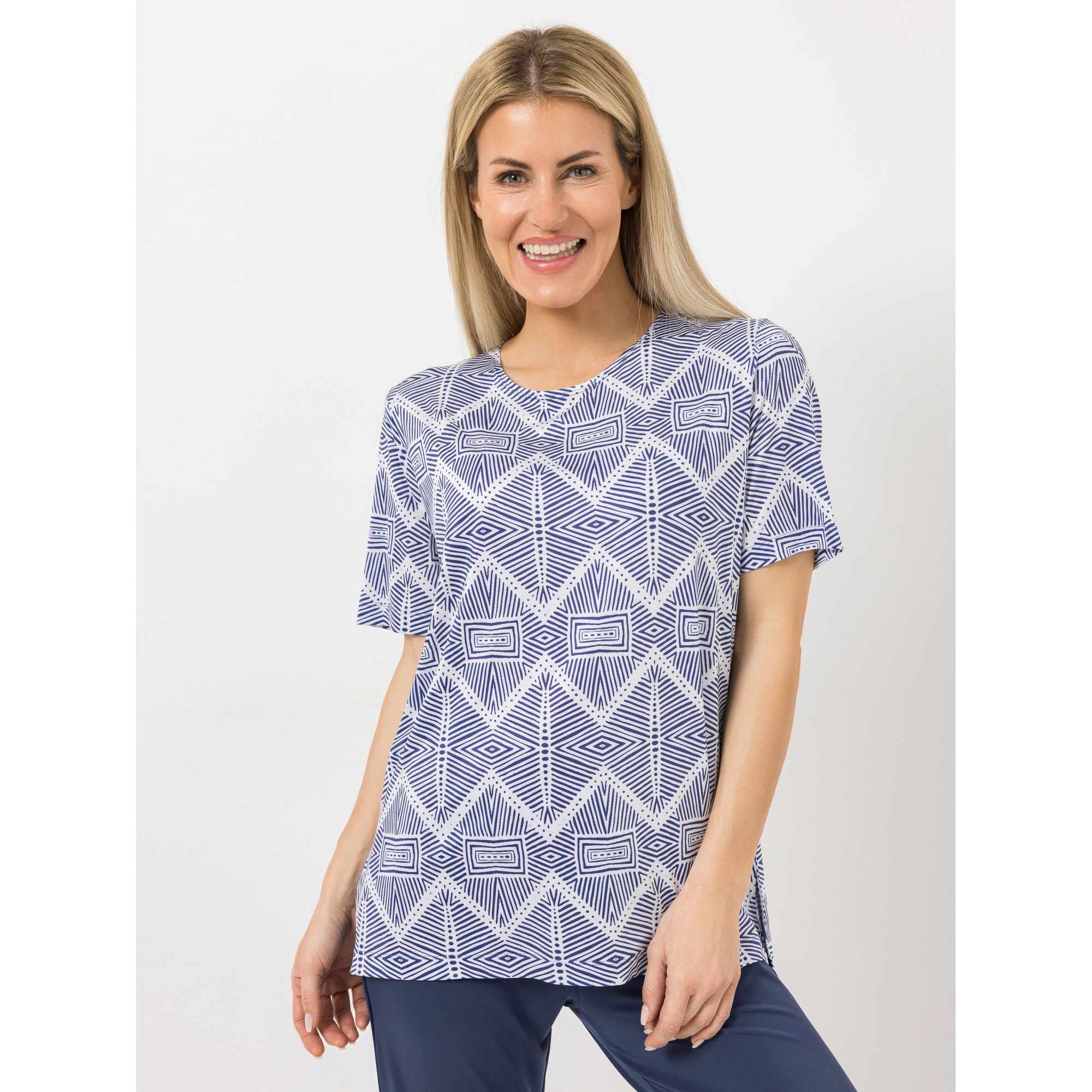 IN-PRINT Shirt, 1/2-Arm Rundhalsausschnitt Seitenschlitze Allover-Druck