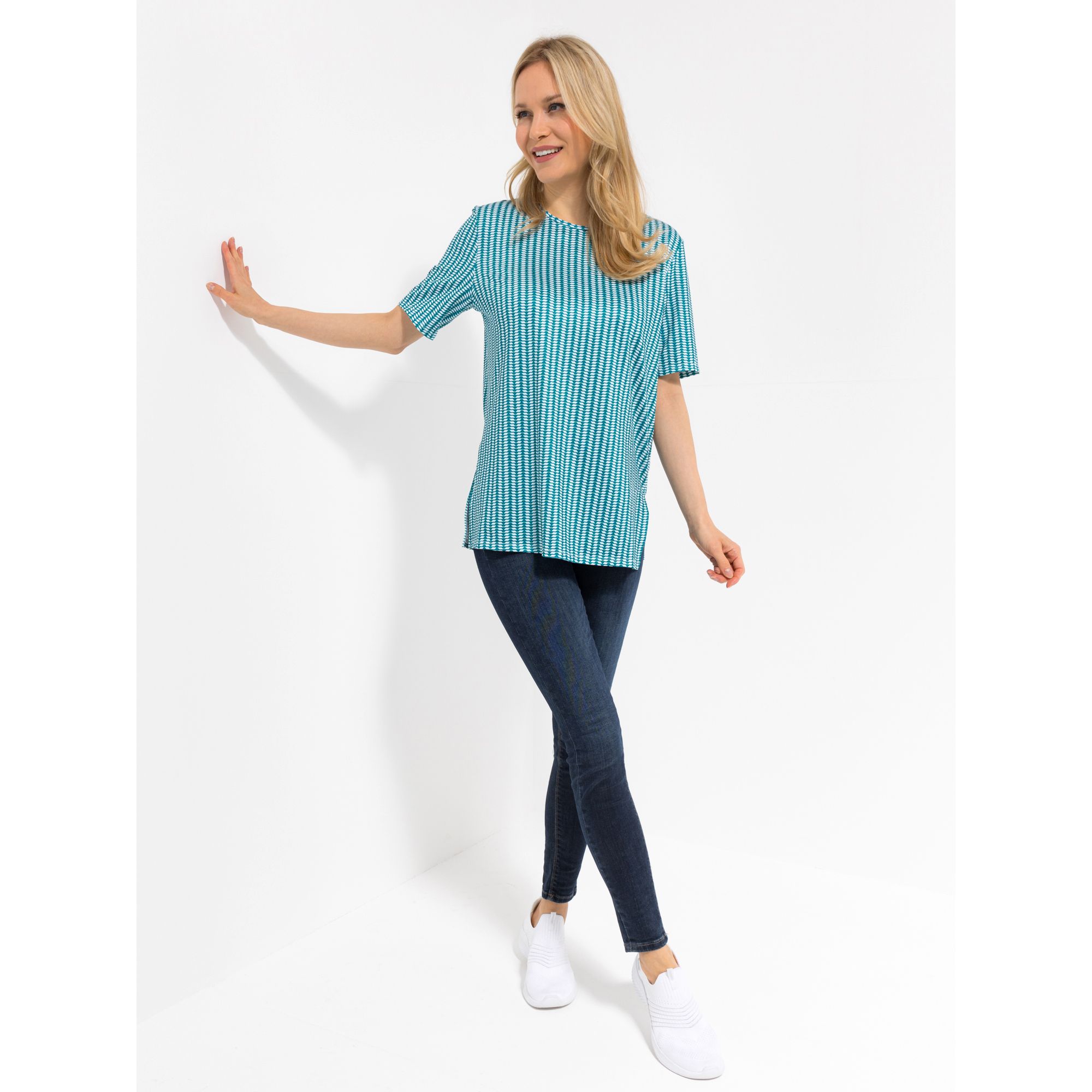 IN-PRINT Shirt, 1/2-Arm Rundhalsausschnitt Seitenschlitze grafischer Druck