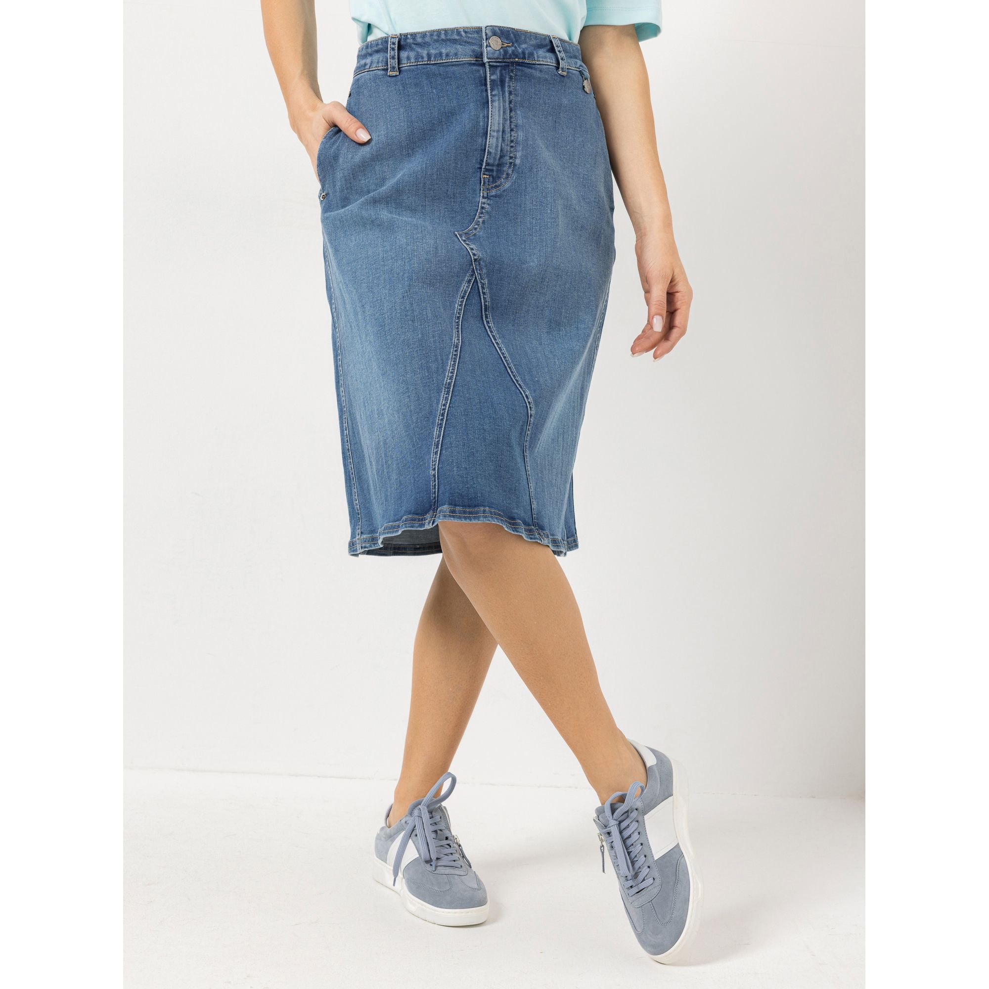 AMINATI® Rock, knieumspielend Logo-Details Gesäßtaschen Eingrifftaschen