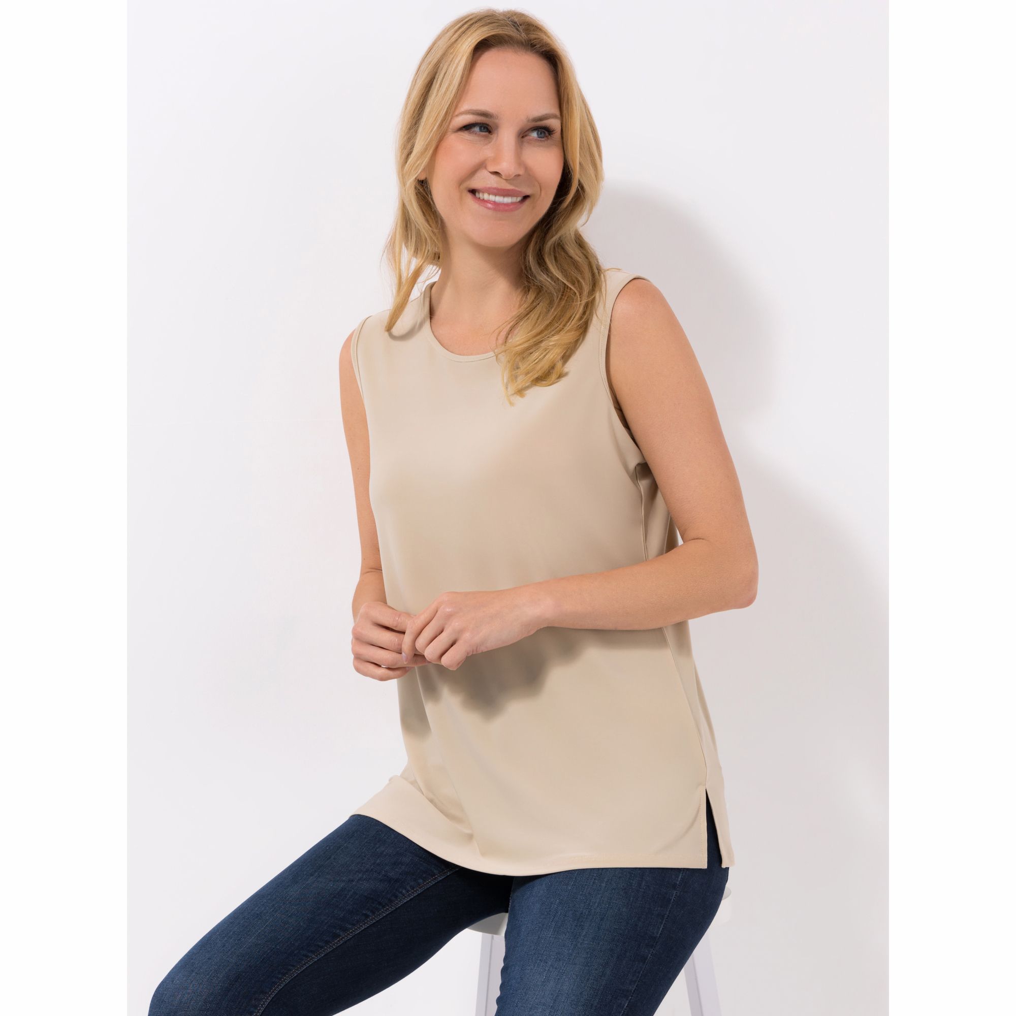 IN-PRINT Top, ohne Arm Rundhalsausschnitt Seitenschlitze leger-weit