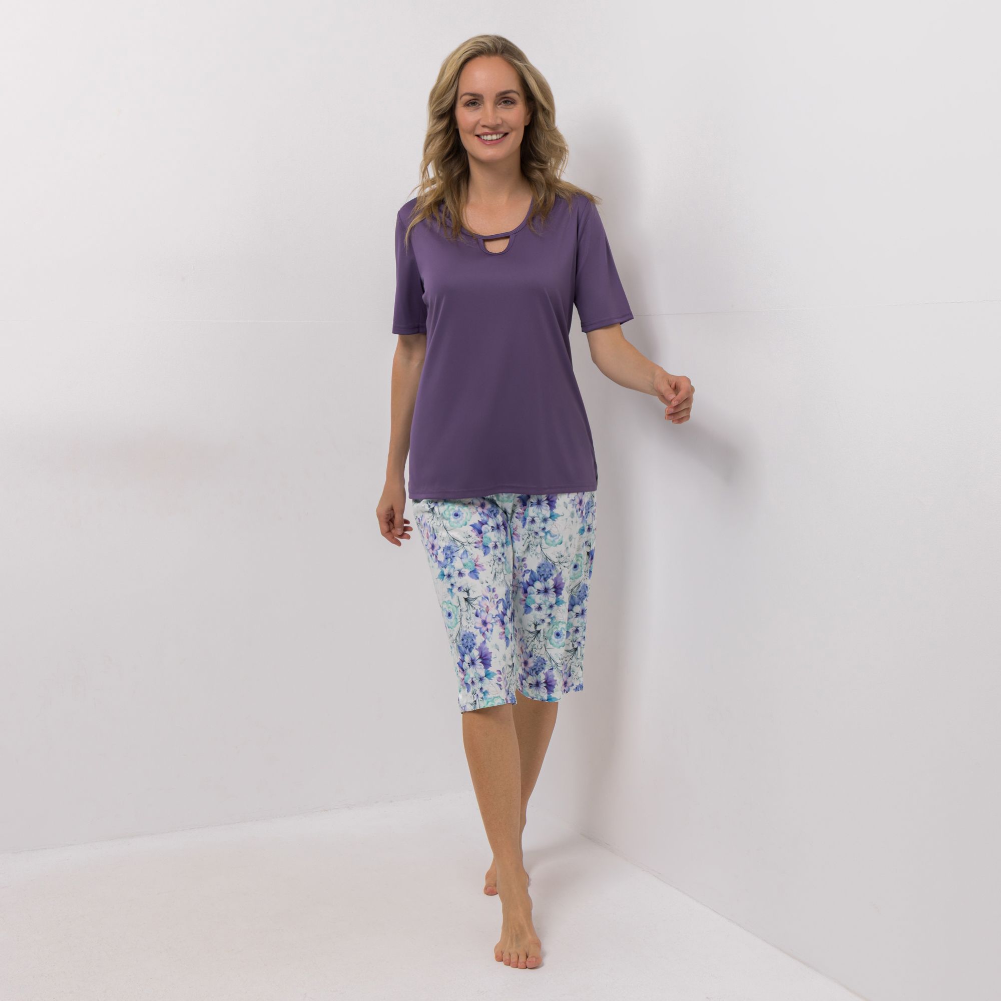 LITTLE ROSE Pyjama-Set Shirt, 1/2-Arm & Caprihose mit Seitenschlitzen