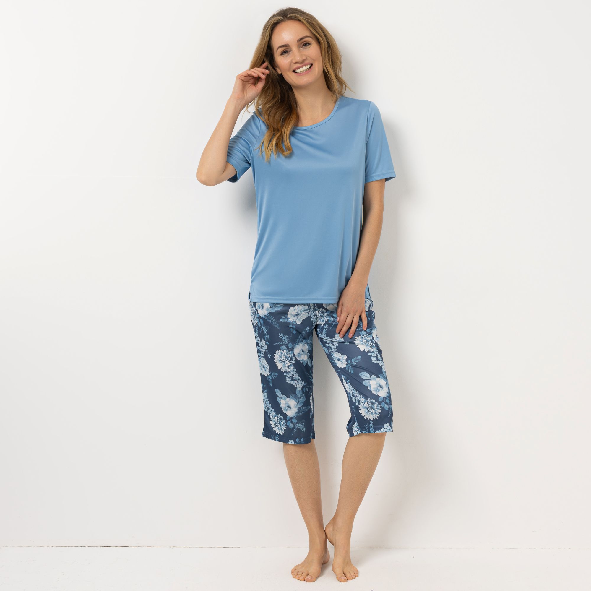 LITTLE ROSE Pyjama-Set Mikrofaser Shirt, 1/2-Arm Hose, Capri-Länge