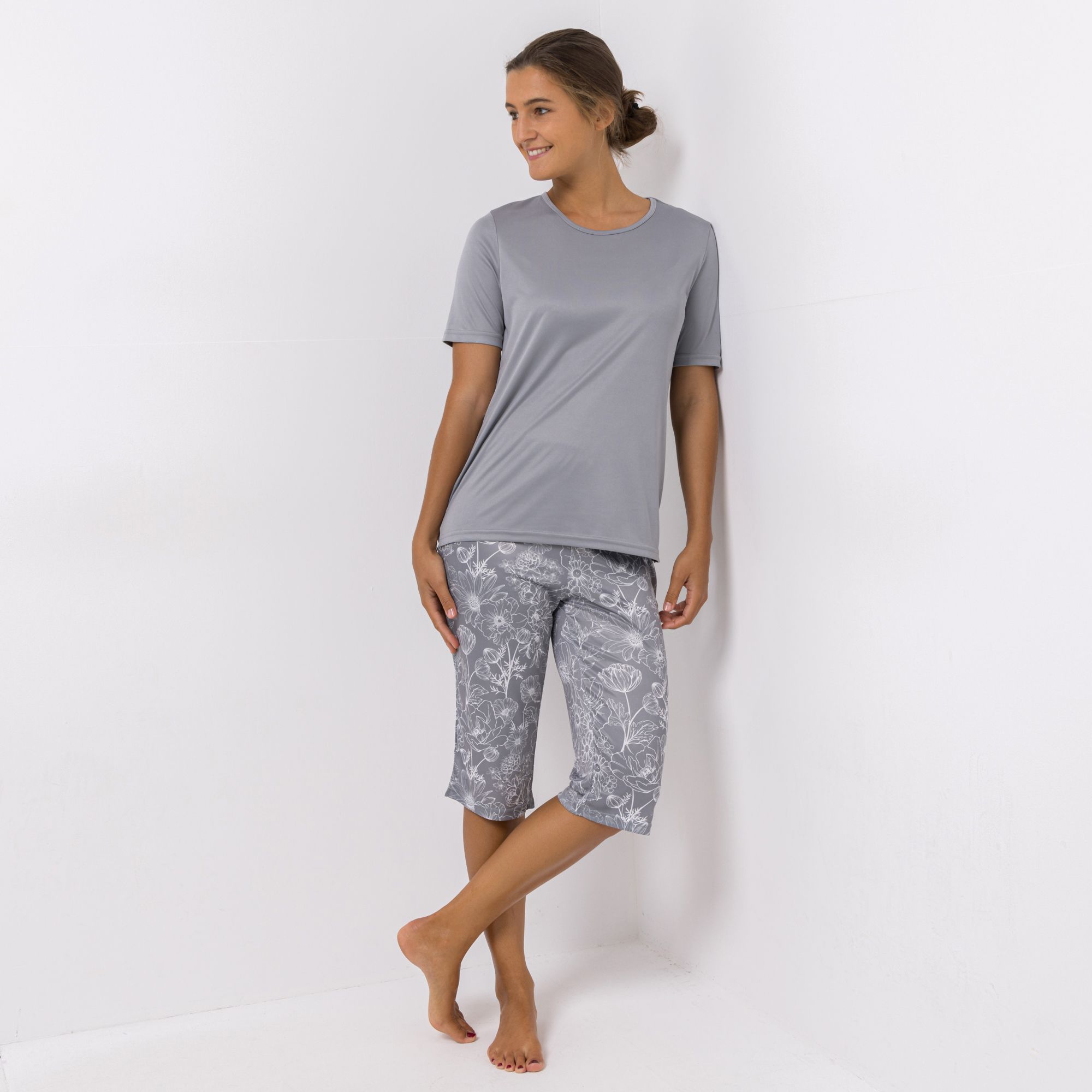 LITTLE ROSE Pyjama-Set Mikrofaser Shirt, 1/2-Arm Hose, Capri-Länge