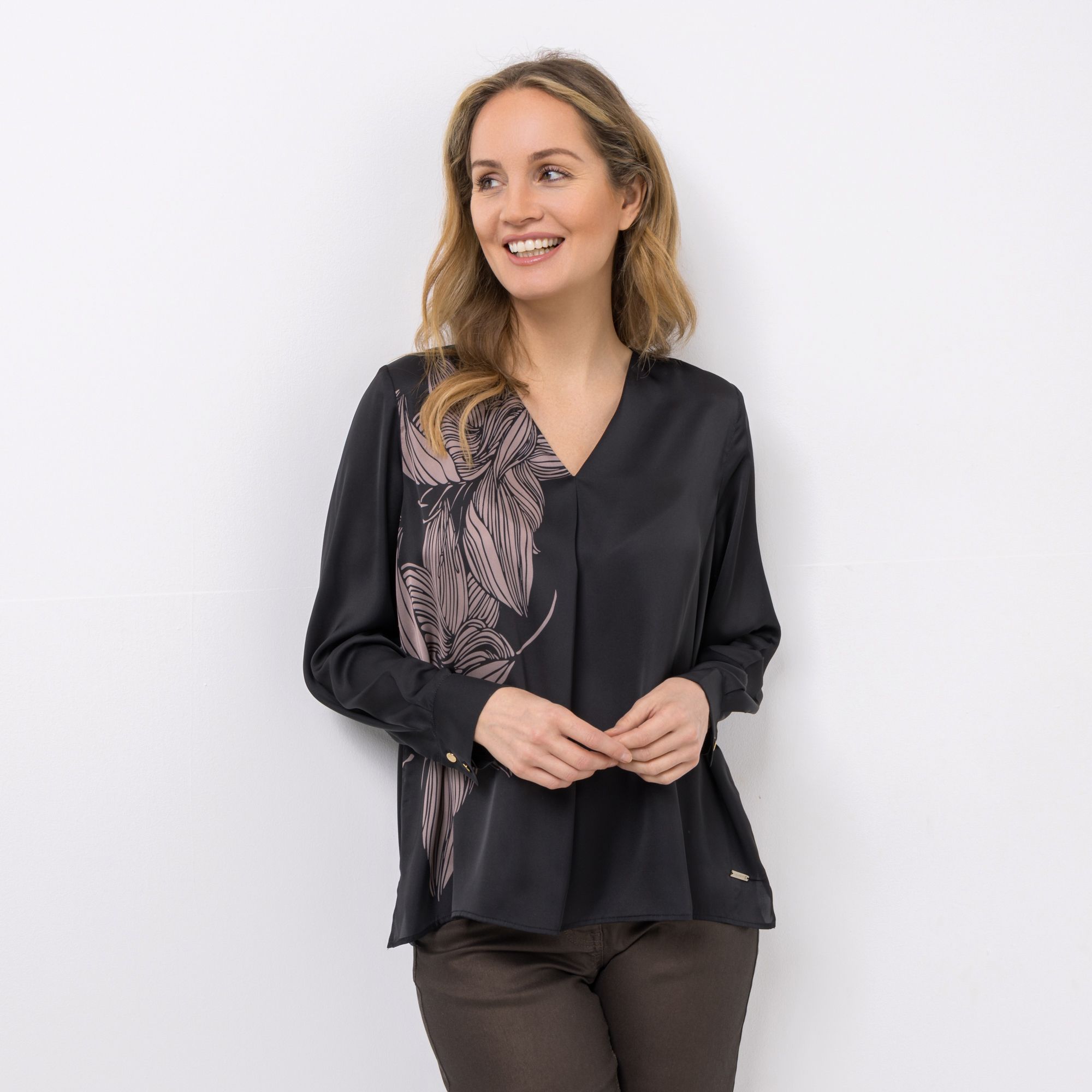 AMINATI® Bluse, 1/1-Arm V-Ausschnitt Seitenschlitze Blumen-Druck