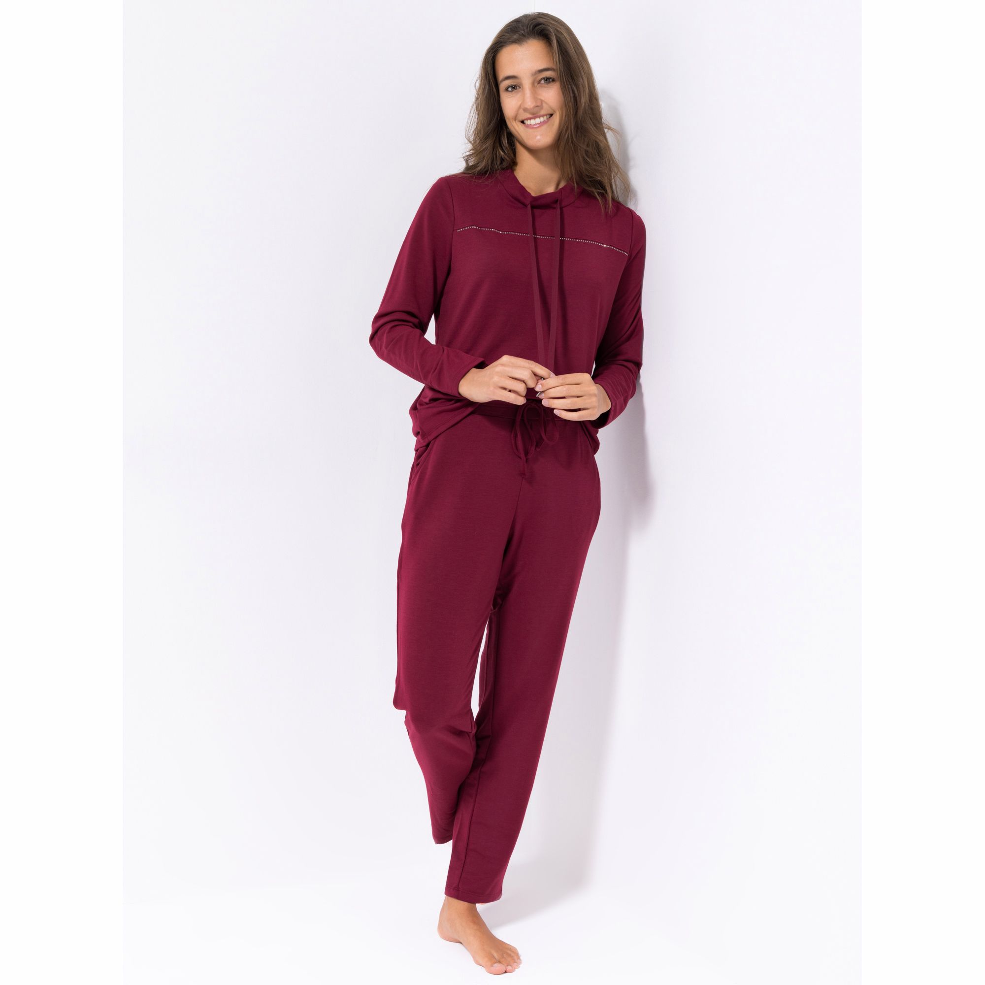 DENIM & CO. Hausanzug mit Stehkragen und Strassdetails Figurumspielend