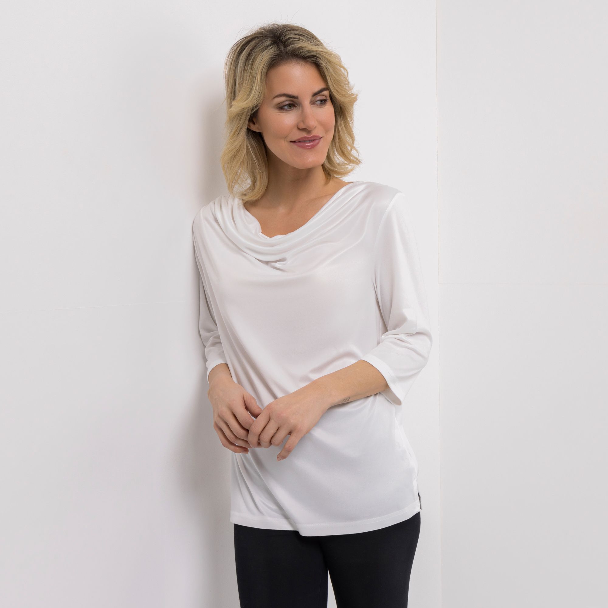 JERYMOOD HOMEWEAR Shirt, 3/4 Arm Wasserfallkragen Seitenschlitze Falten am Ausschnitt