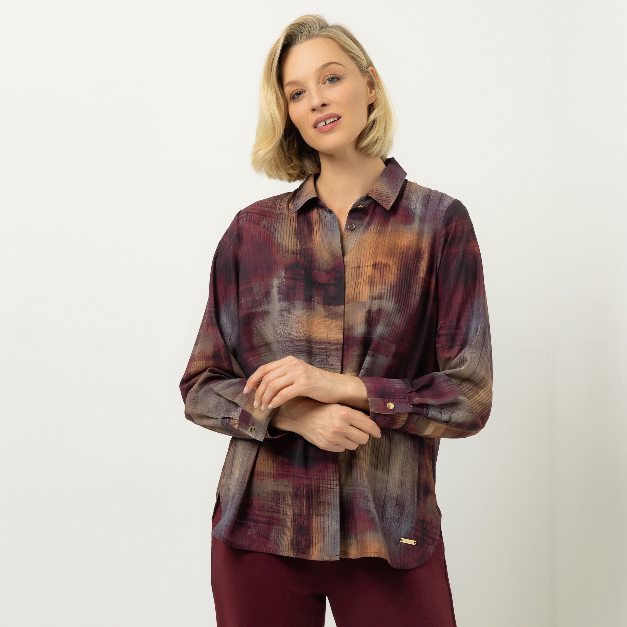 AMINATI® Bluse, langarm Knopfleiste abgerundeter Saum Allover-Druck